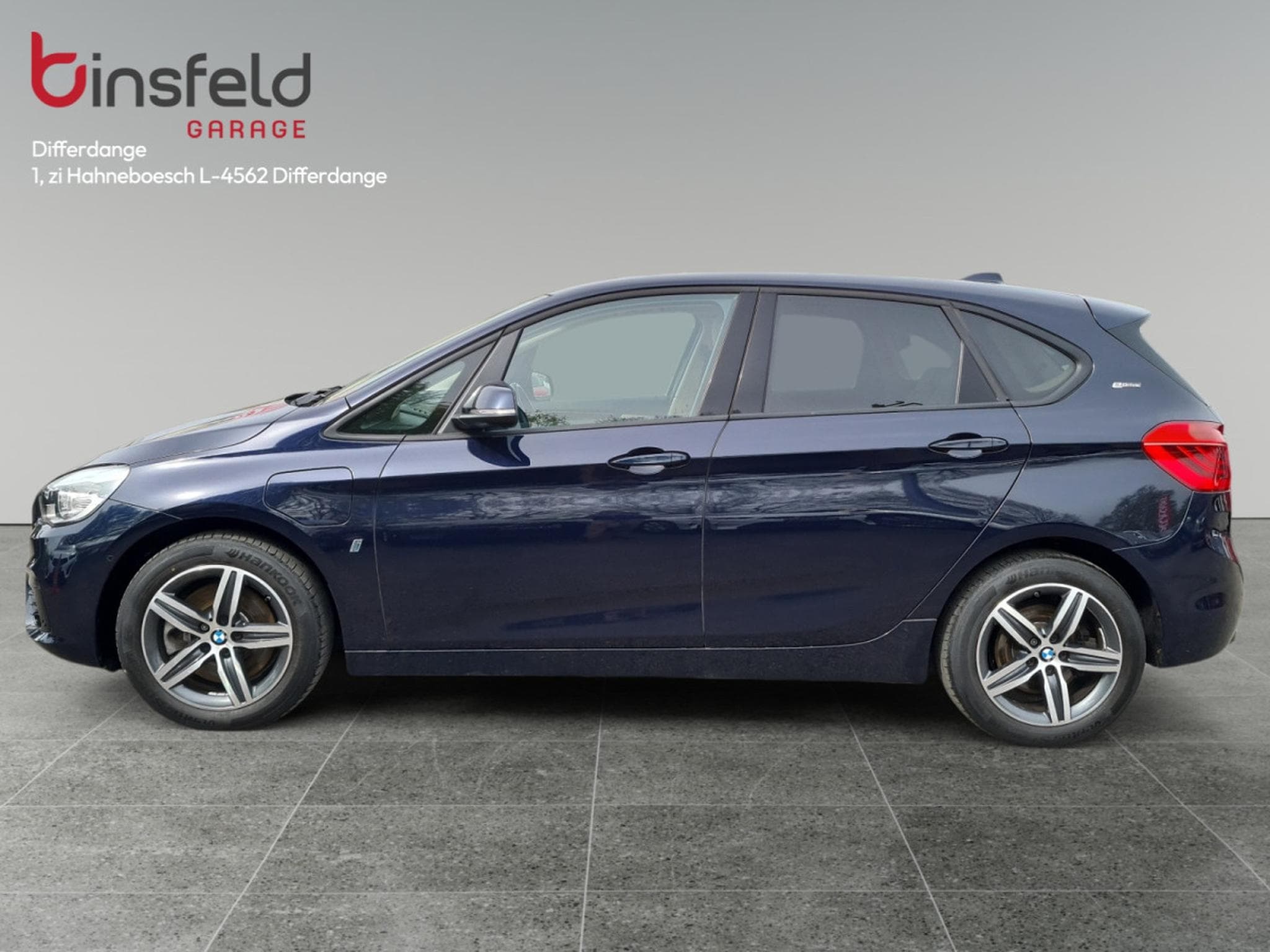 BMW 225 XE 1.5 Auto8 (2017) - Photo 2