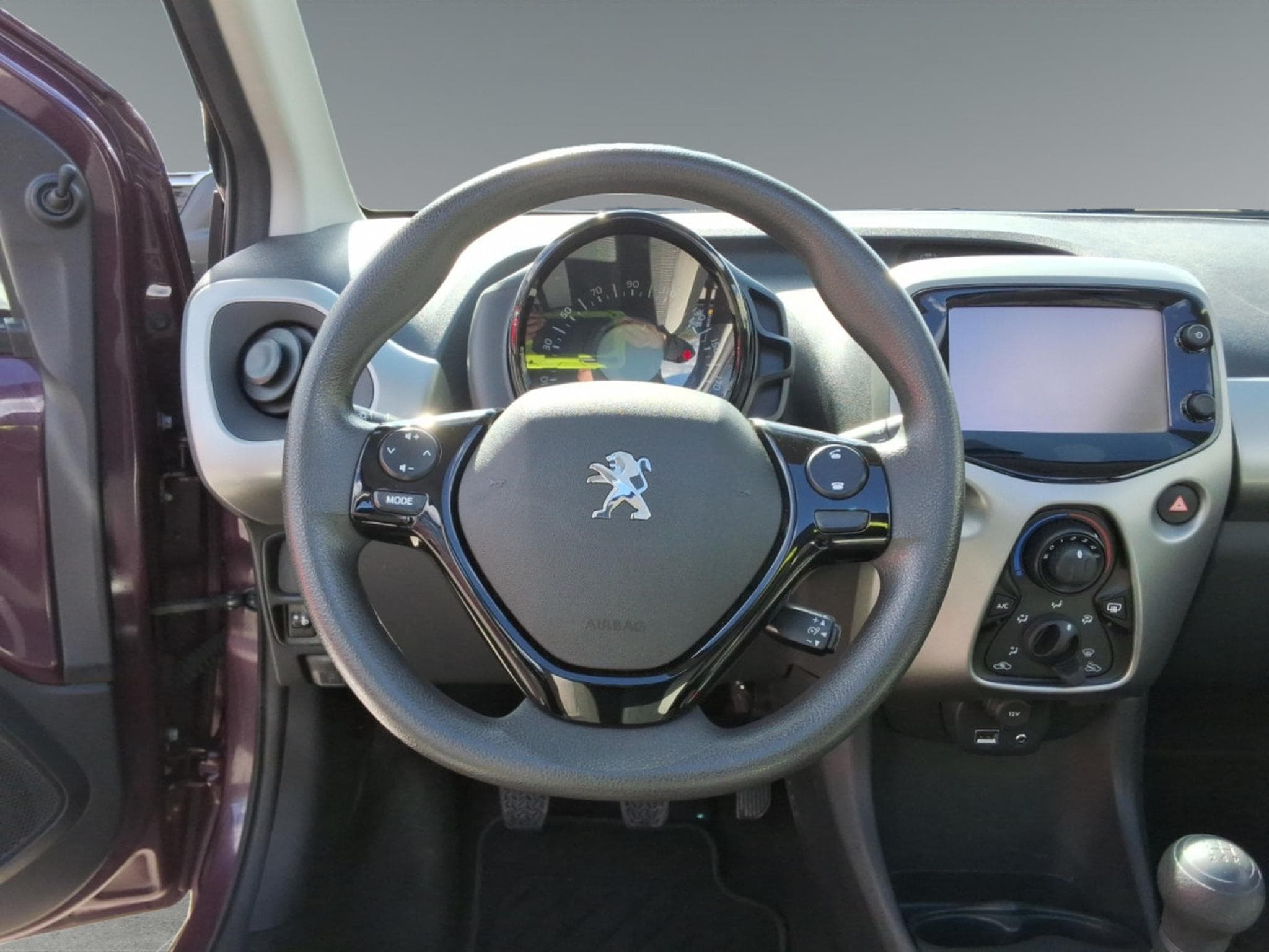 Peugeot 108 ActiveTop 5D MANUAL5 4/5DOORS (2017) - Photo 12