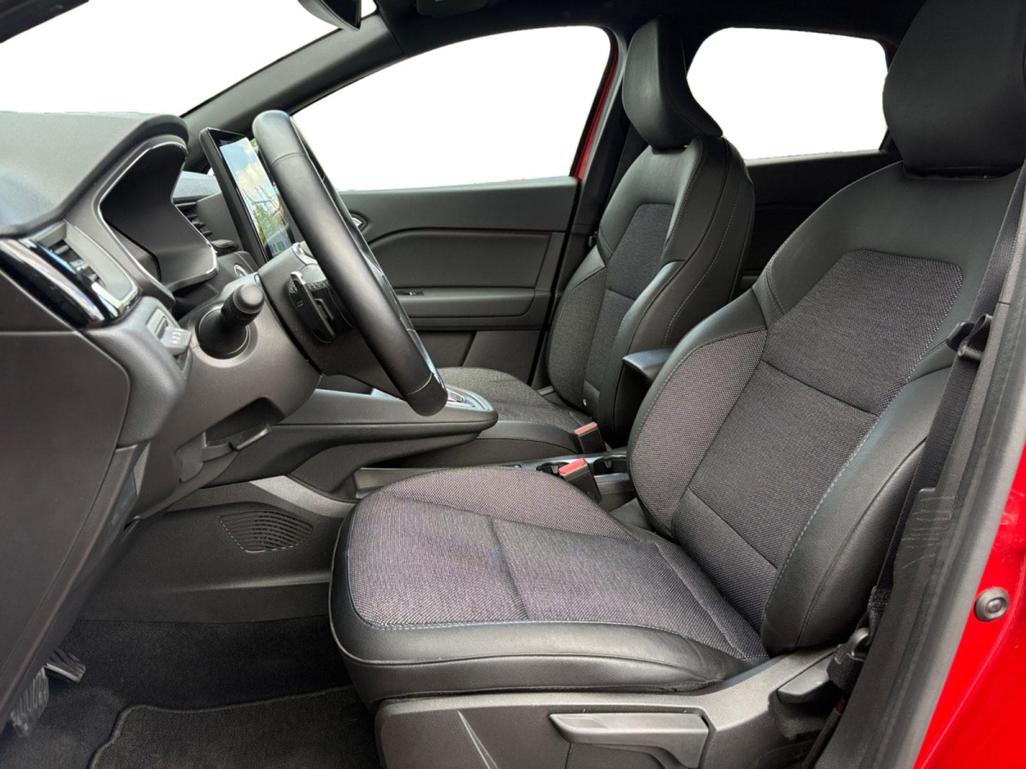 Renault Captur 1.33 Tce Rive Gauche mild hybrid EDC (2023) - Photo 7