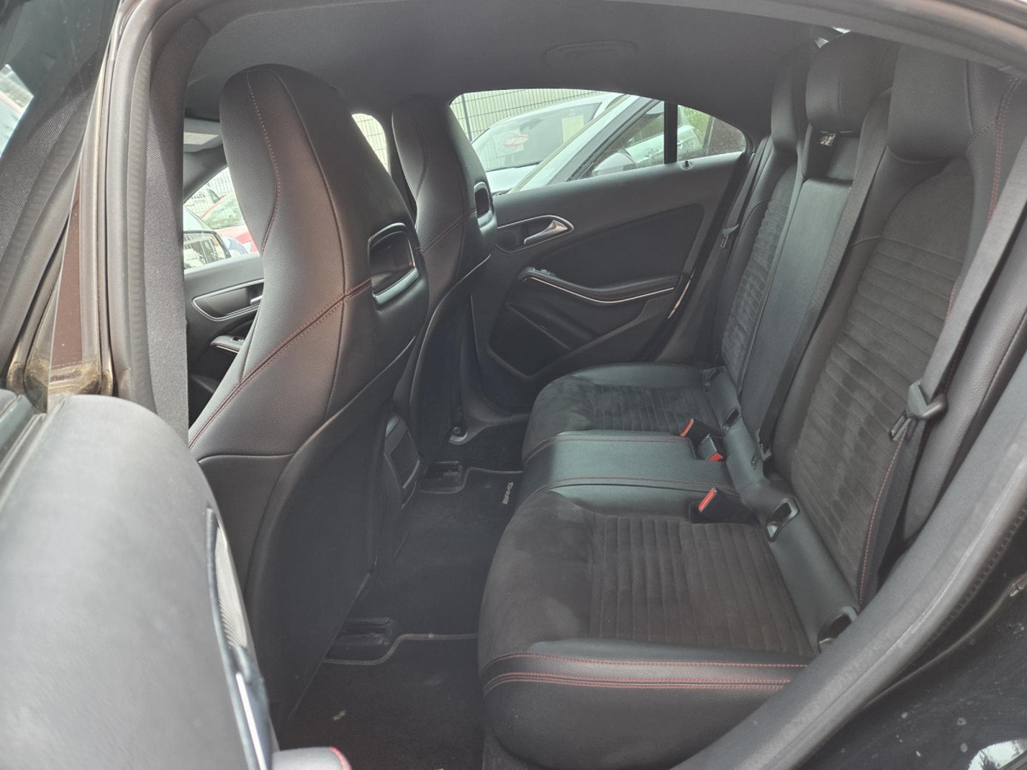 Mercedes CLA 200 D 7G-DCT COUPE AMG-LINE (2019) - Photo 20