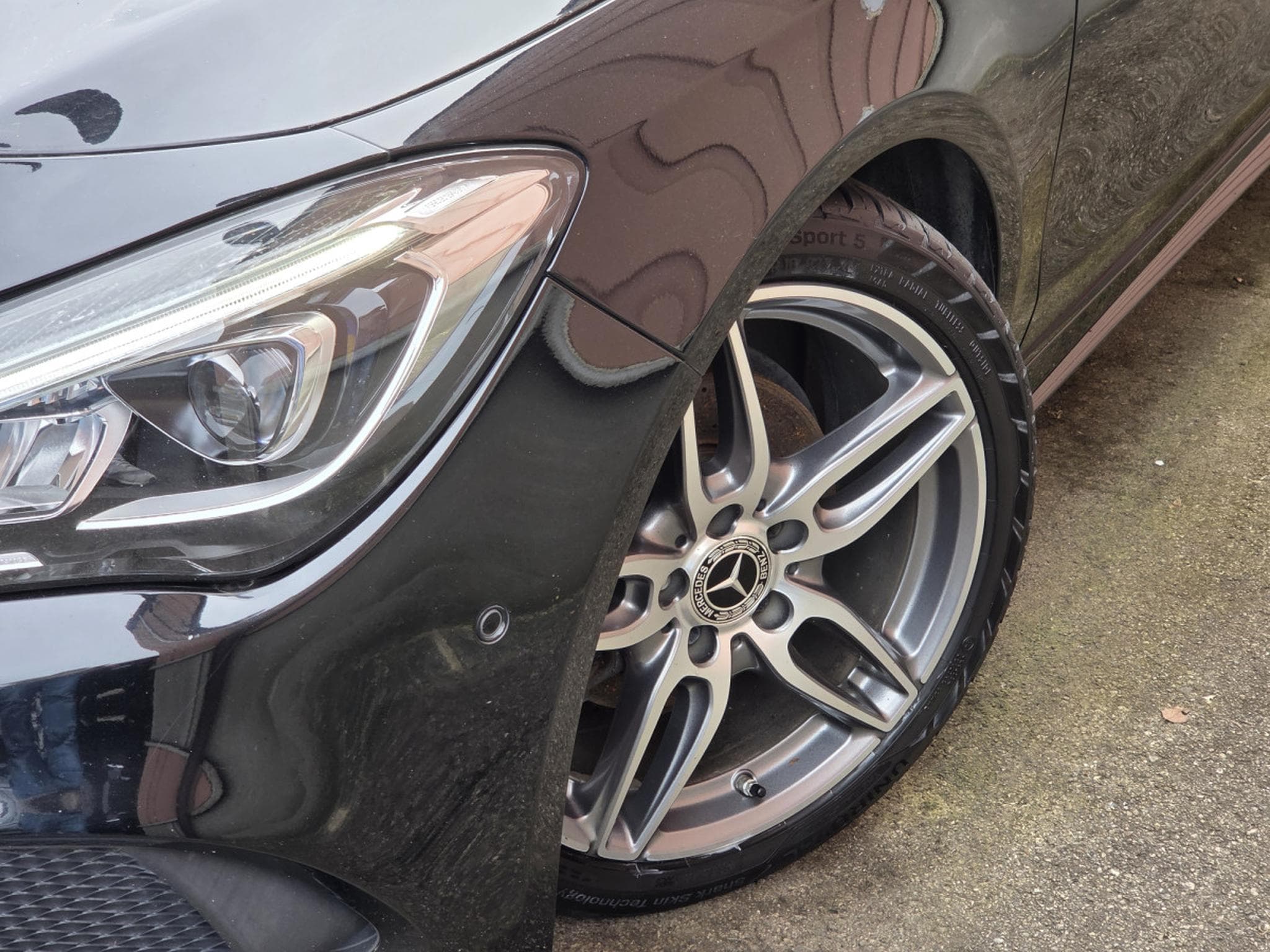 Mercedes CLA 200 D 7G-DCT COUPE AMG-LINE (2019) - Photo 3