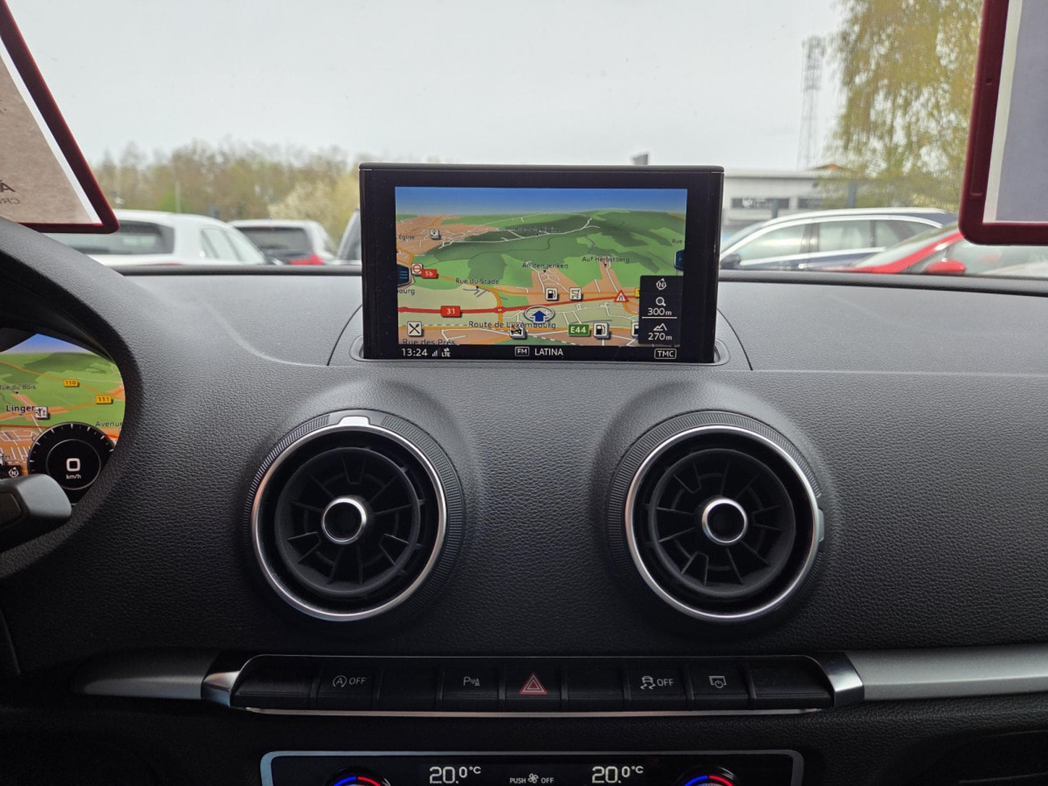 Audi A3 TFSI 116CV LIMOUSINE S-LINE EXT. (2020) - Photo 12