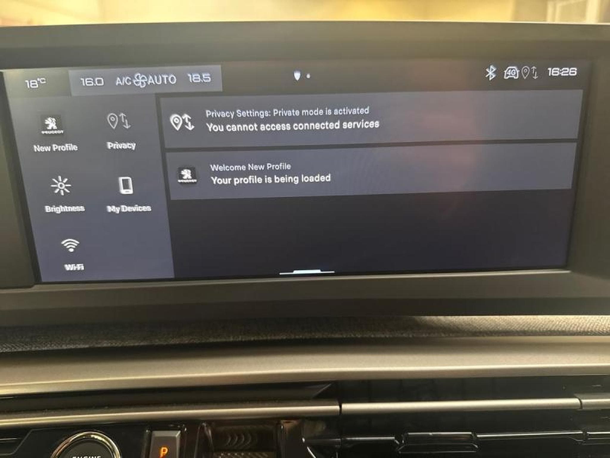 PEUGEOT 3008 1.2 Hybrid 145ch Allure e-DCS6 (2025) - Photo 7