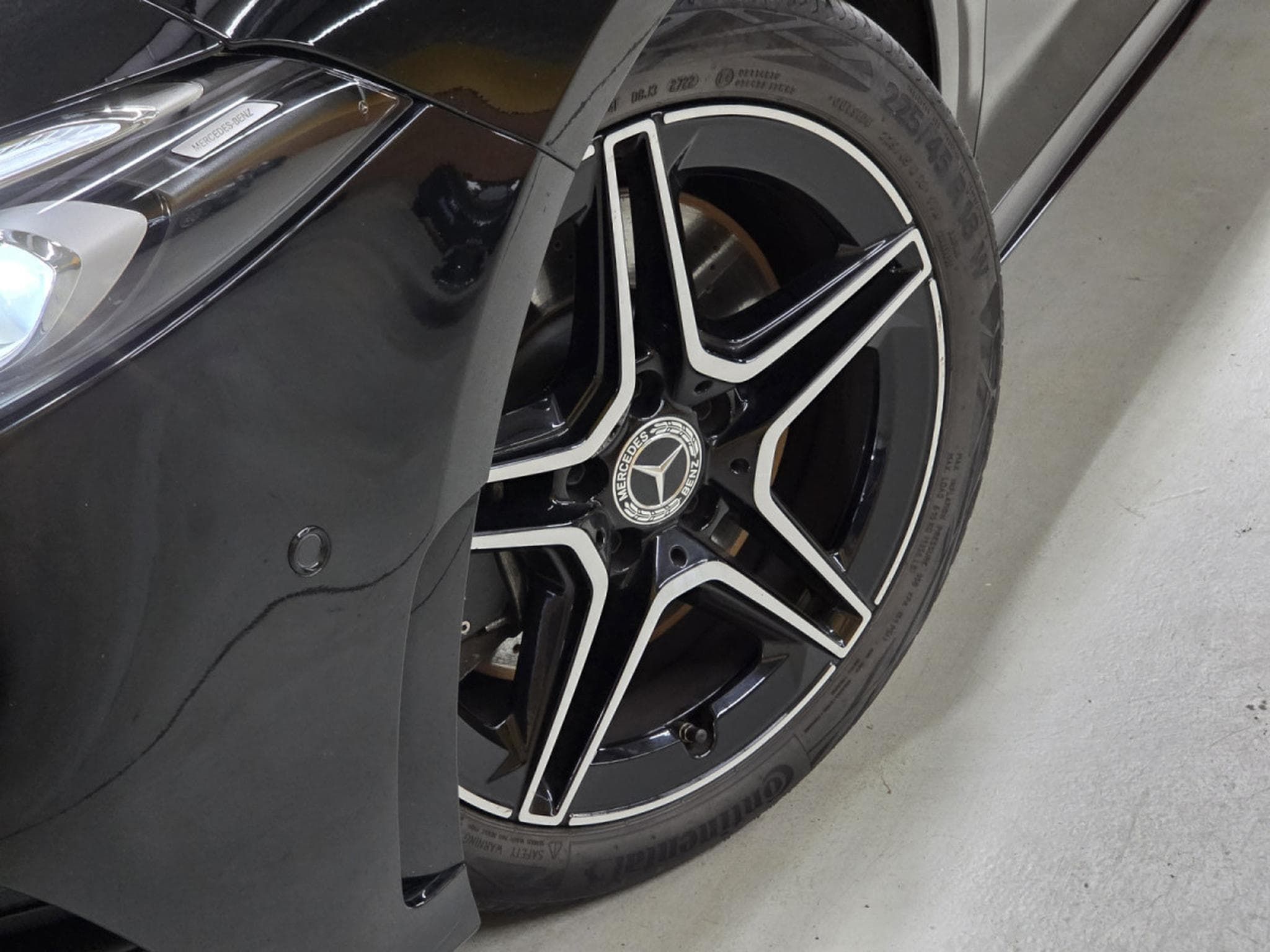 Mercedes A 250 AMG-LINE 7G-DCT (2024) - Photo 4