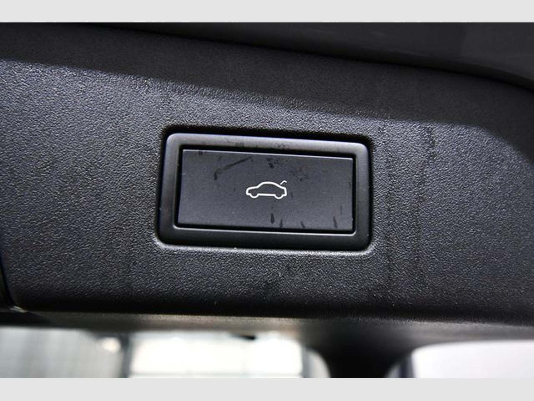 VW ID.5 ID.5 Pro Perf. 150 kW, AHK, Navi DP, 19", Area V (2023) - Photo 8
