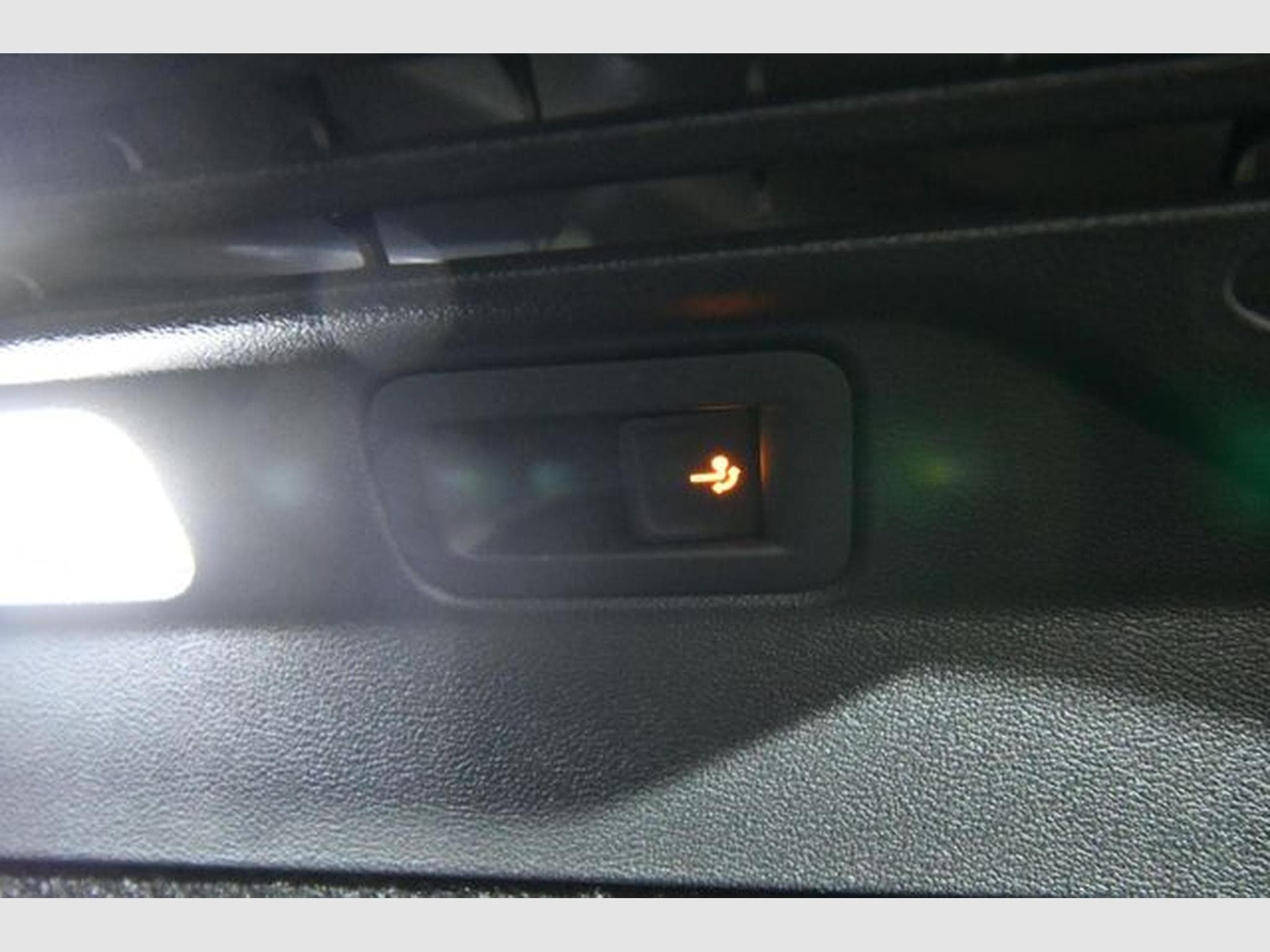 VW ID.5 ID.5 Pro Perf. 150 kW, AHK, Navi DP, 19", Area V (2023) - Photo 9