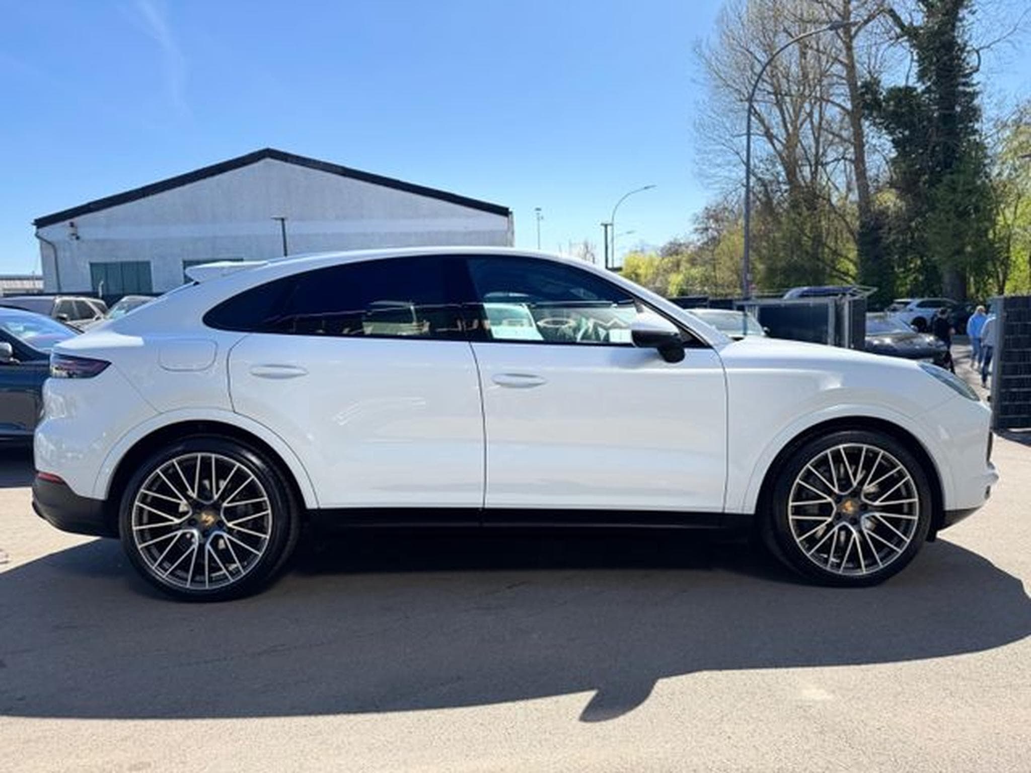 Porsche Cayenne CAYENNE COUPE S*PASM*CHRON*BOSE*PANO*MATRIX*22.Z (2020) - Foto 13