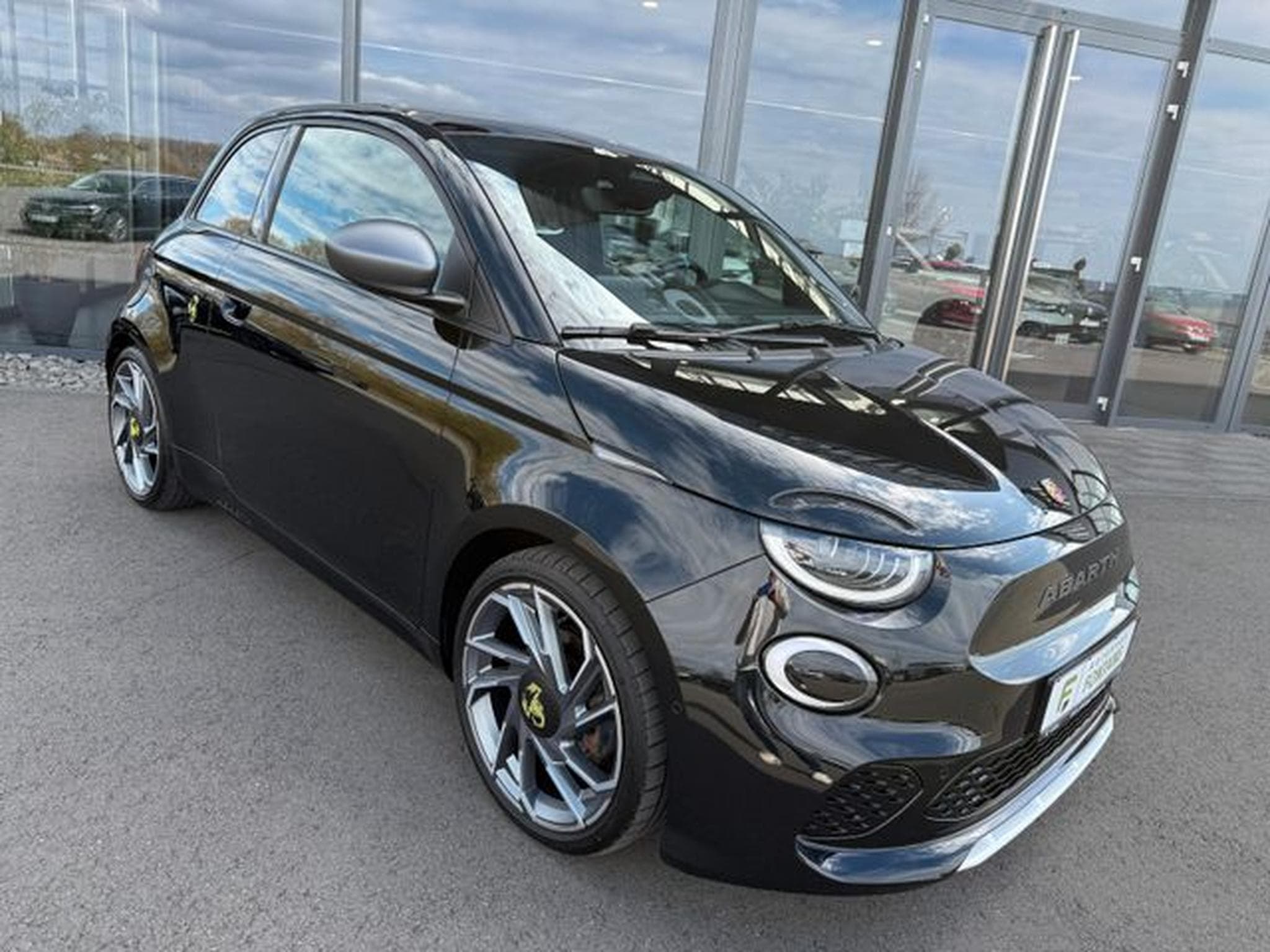 Abarth 500 500e Scorpionissima Edition limitiert Pano 18" (2024) - Photo 4