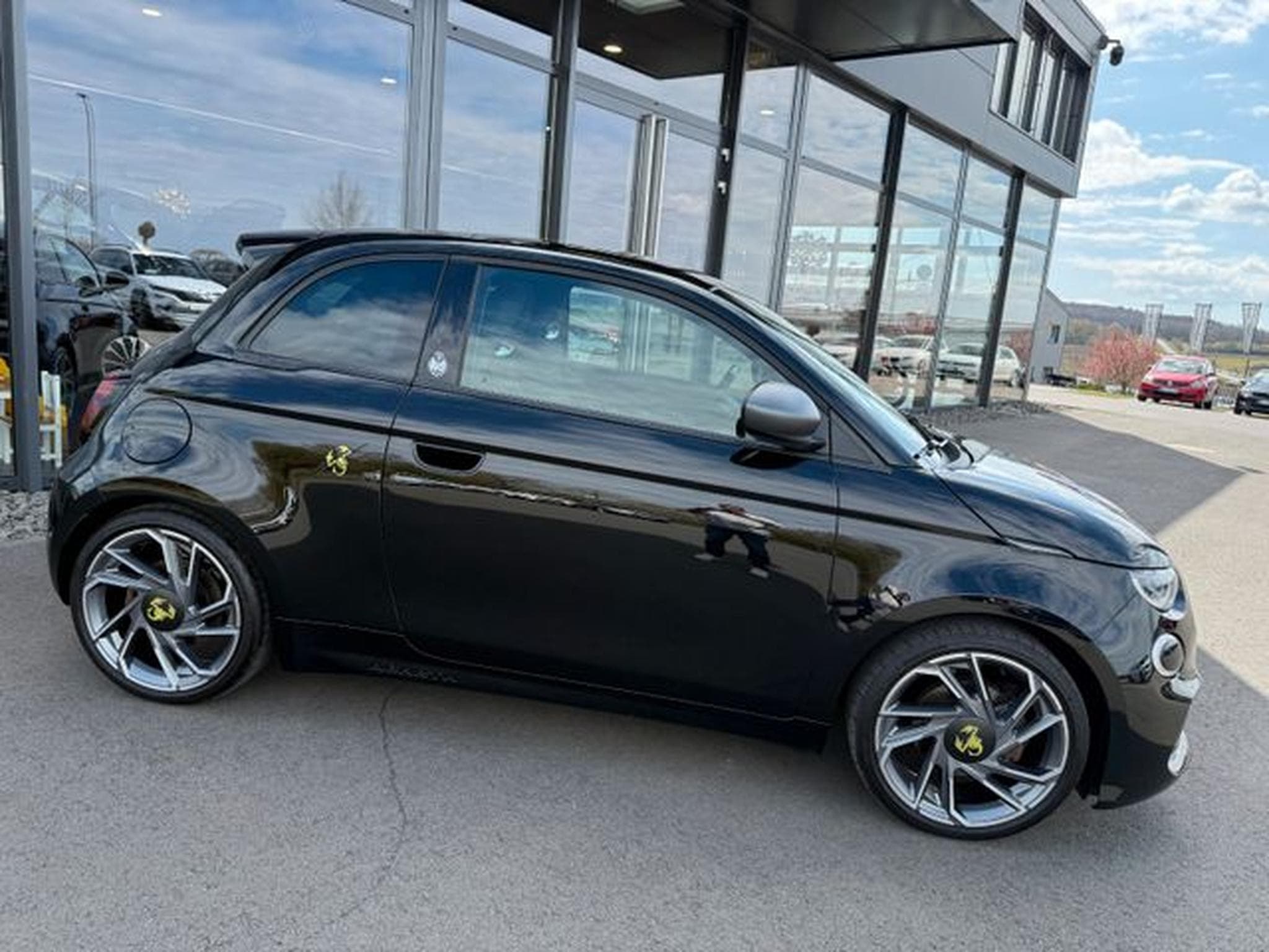 Abarth 500 500e Scorpionissima Edition limitiert Pano 18" (2024) - Photo 5