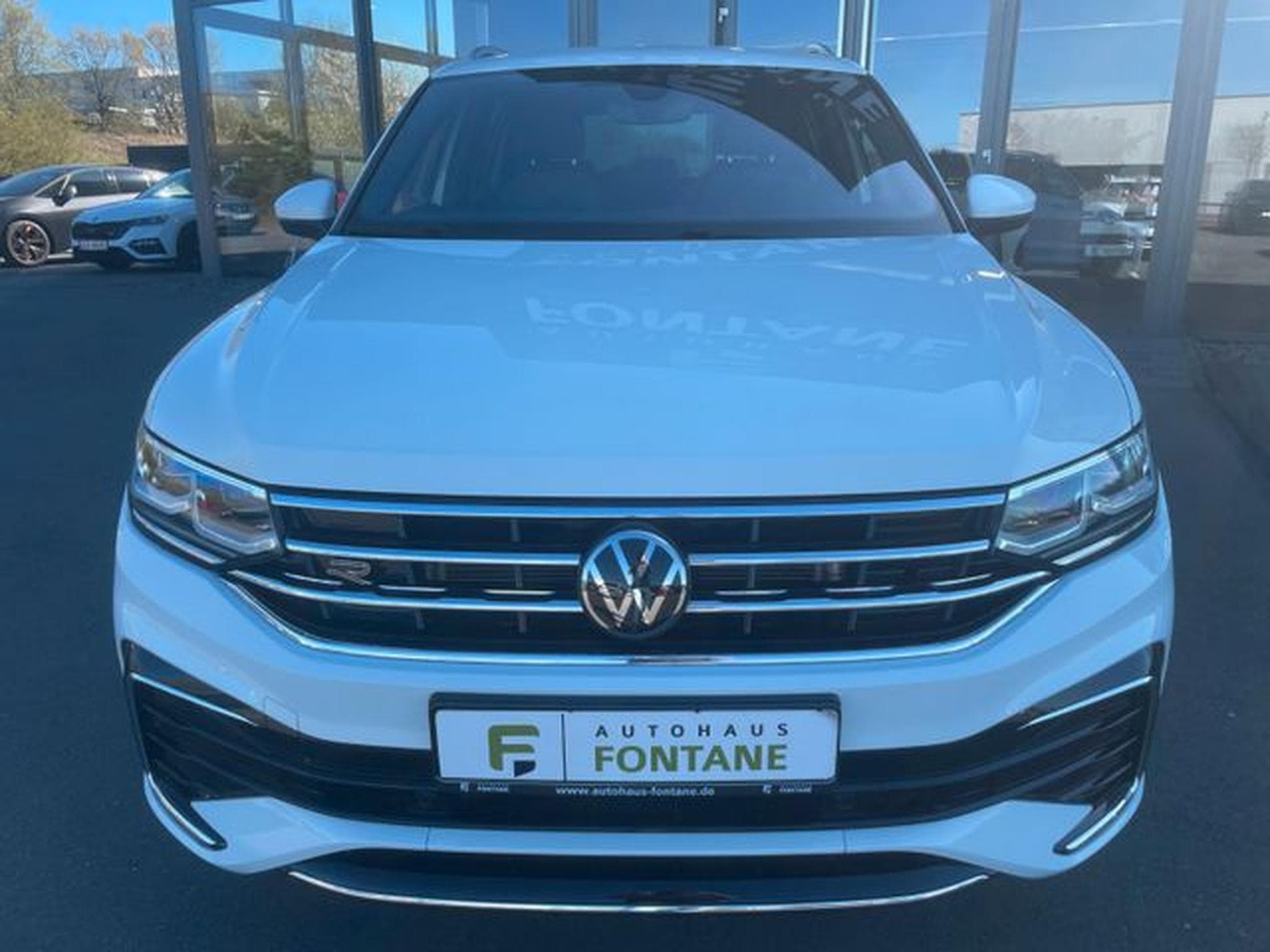 VW Tiguan Tiguan R-Line 4Motion AHK IQ H&amp;K DCC 20" (2023) - Photo 3