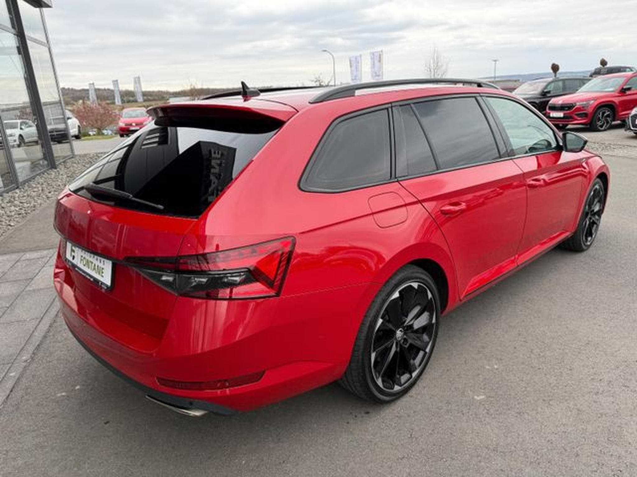 Skoda Superb Superb 2.0TSI Sportline 4x4 Pano 19" AHK Canton (2020) - Photo 5