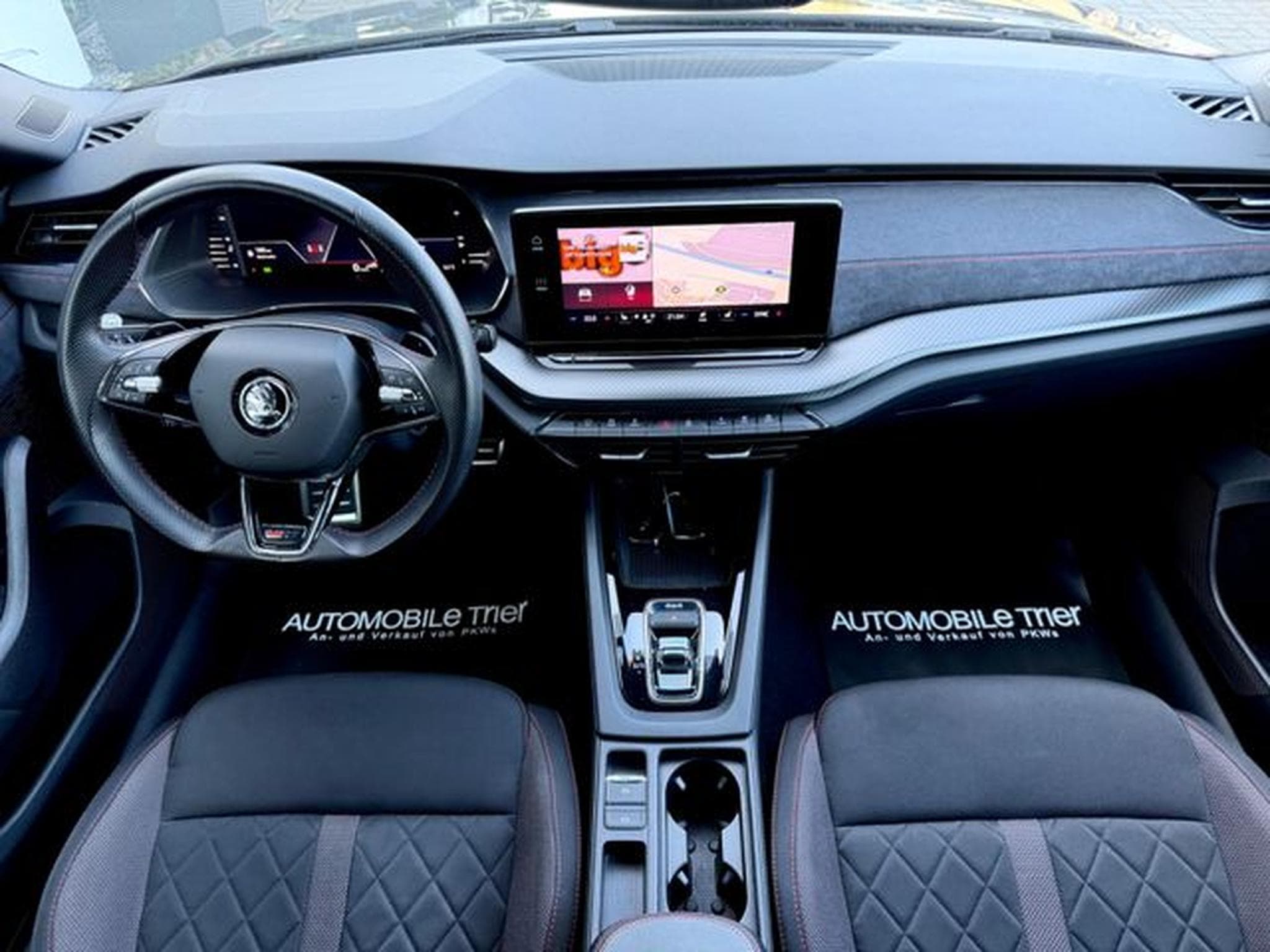 Skoda Octavia Octavia Combi RS 2.0 TDI DSG 4x4 /LED/ACC/AHK/ (2021) - Photo 11