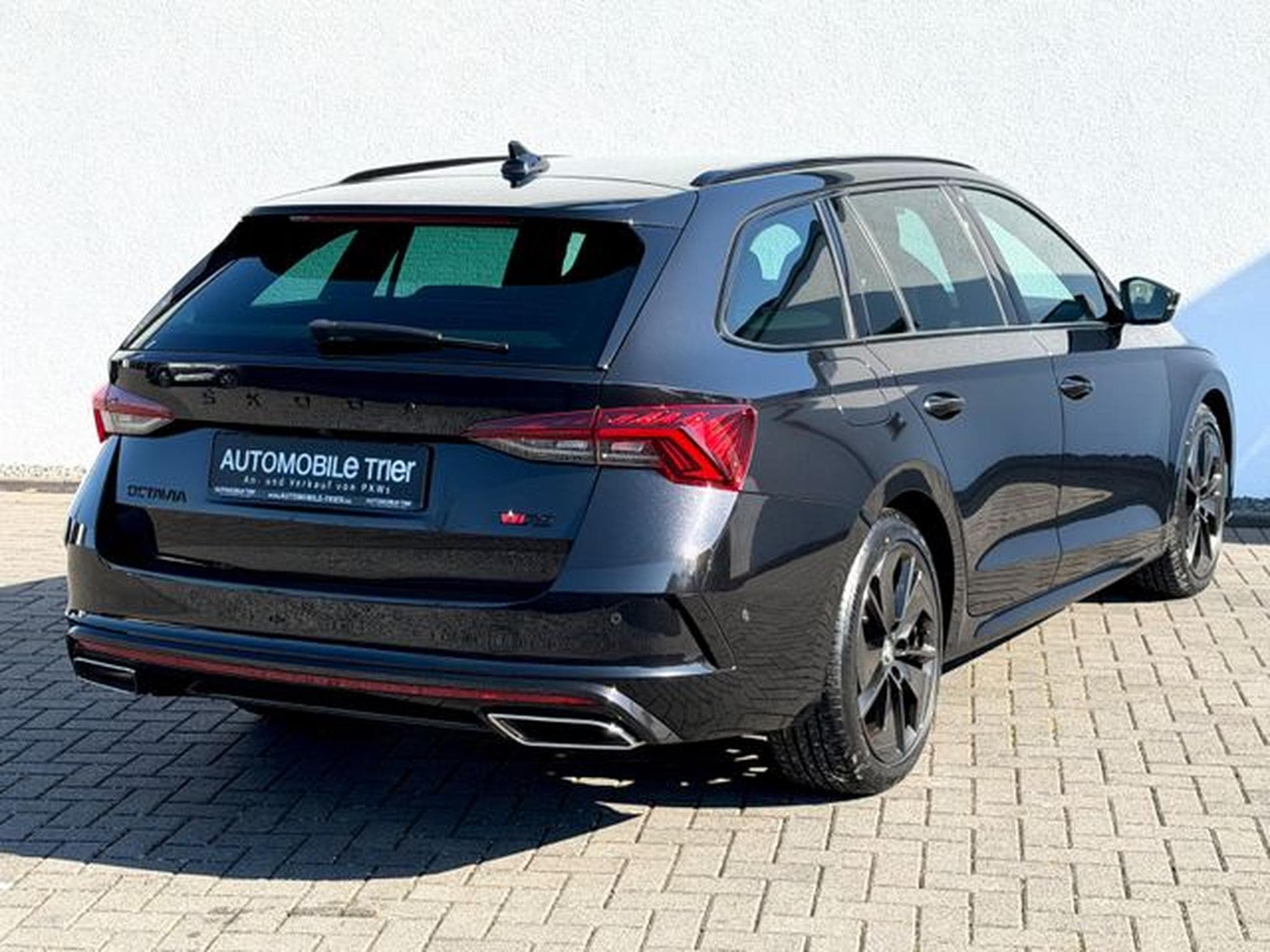 Skoda Octavia Octavia Combi RS 2.0 TDI DSG 4x4 /LED/ACC/AHK/ (2021) - Photo 5