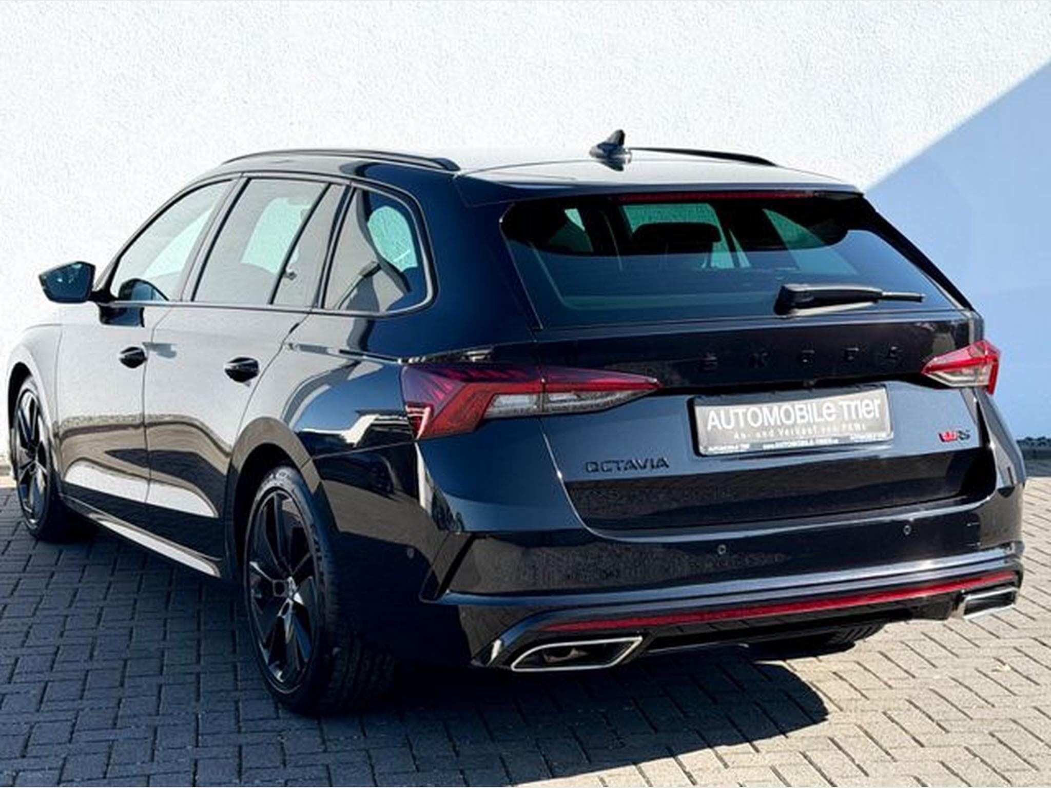 Skoda Octavia Octavia Combi RS 2.0 TDI DSG 4x4 /LED/ACC/AHK/ (2021) - Photo 7