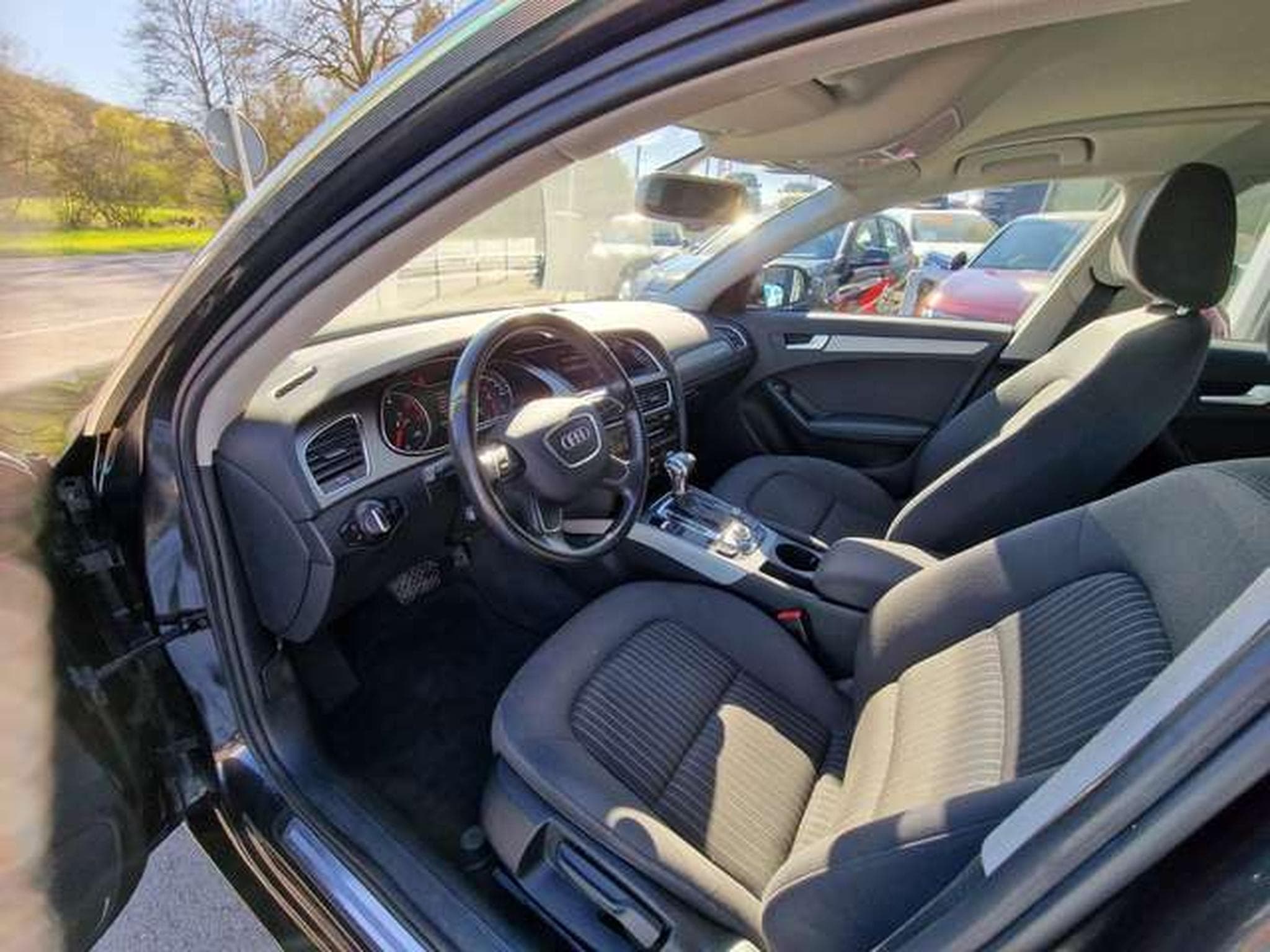 Audi A4 Quattro (2012) - Foto 6