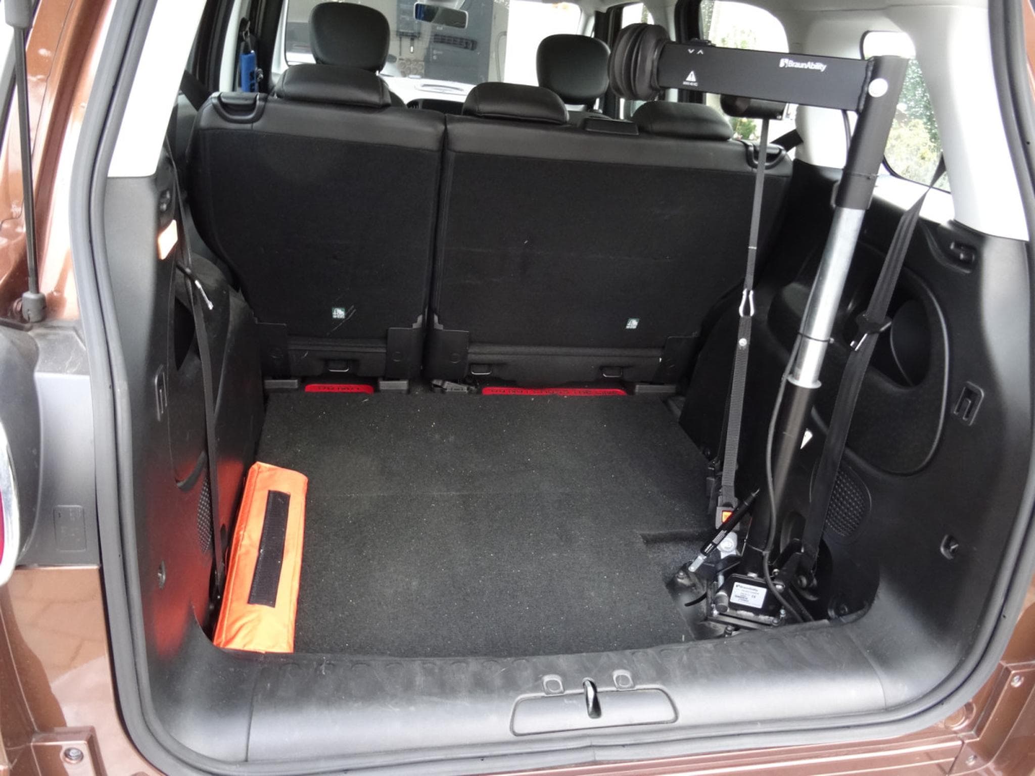 Fiat 500L Wagon 1.6 Multijet (Carolift pour siège roulant électrique) (2019) - Photo 15