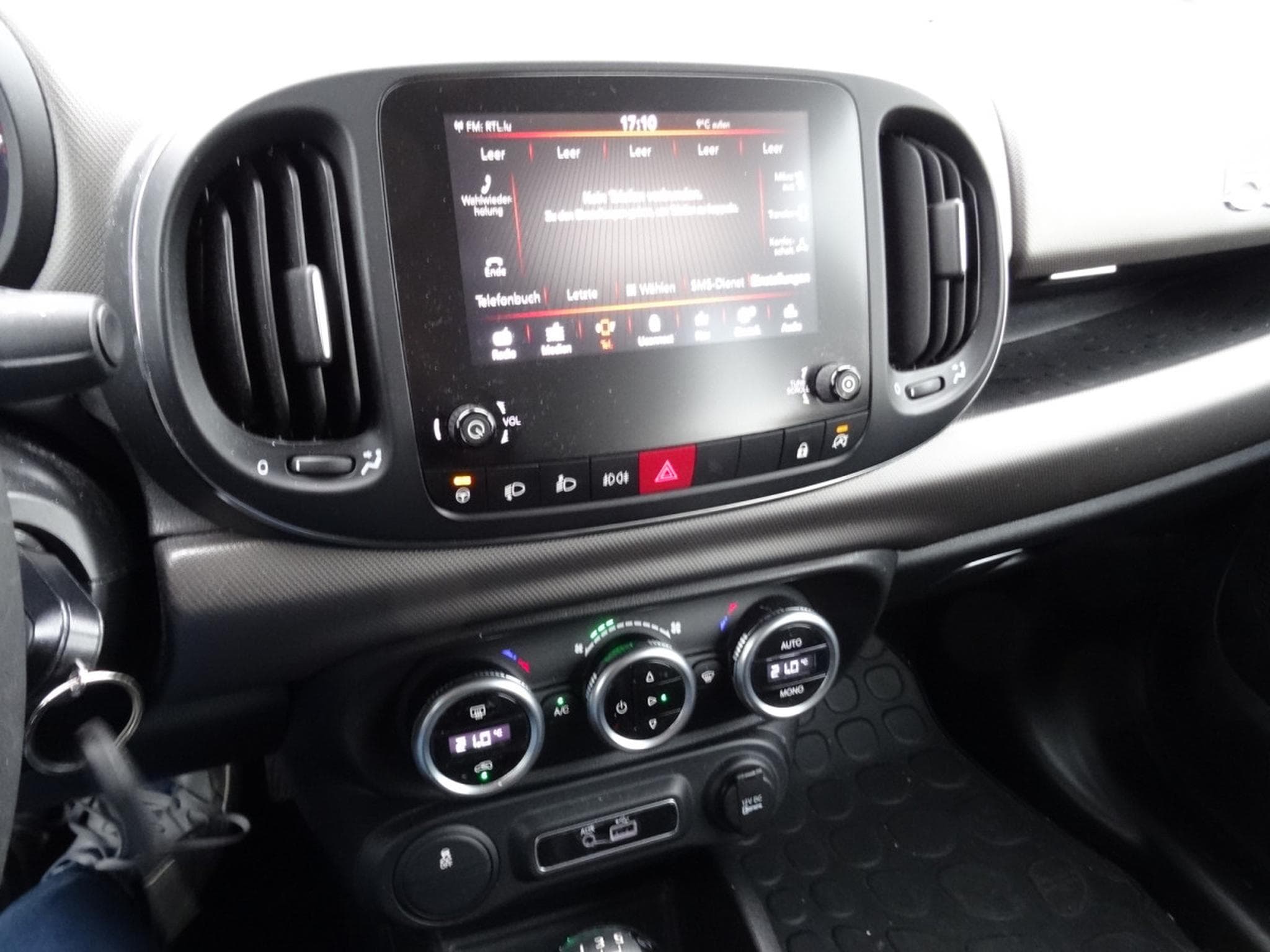 Fiat 500L Wagon 1.6 Multijet (Carolift pour siège roulant électrique) (2019) - Photo 16