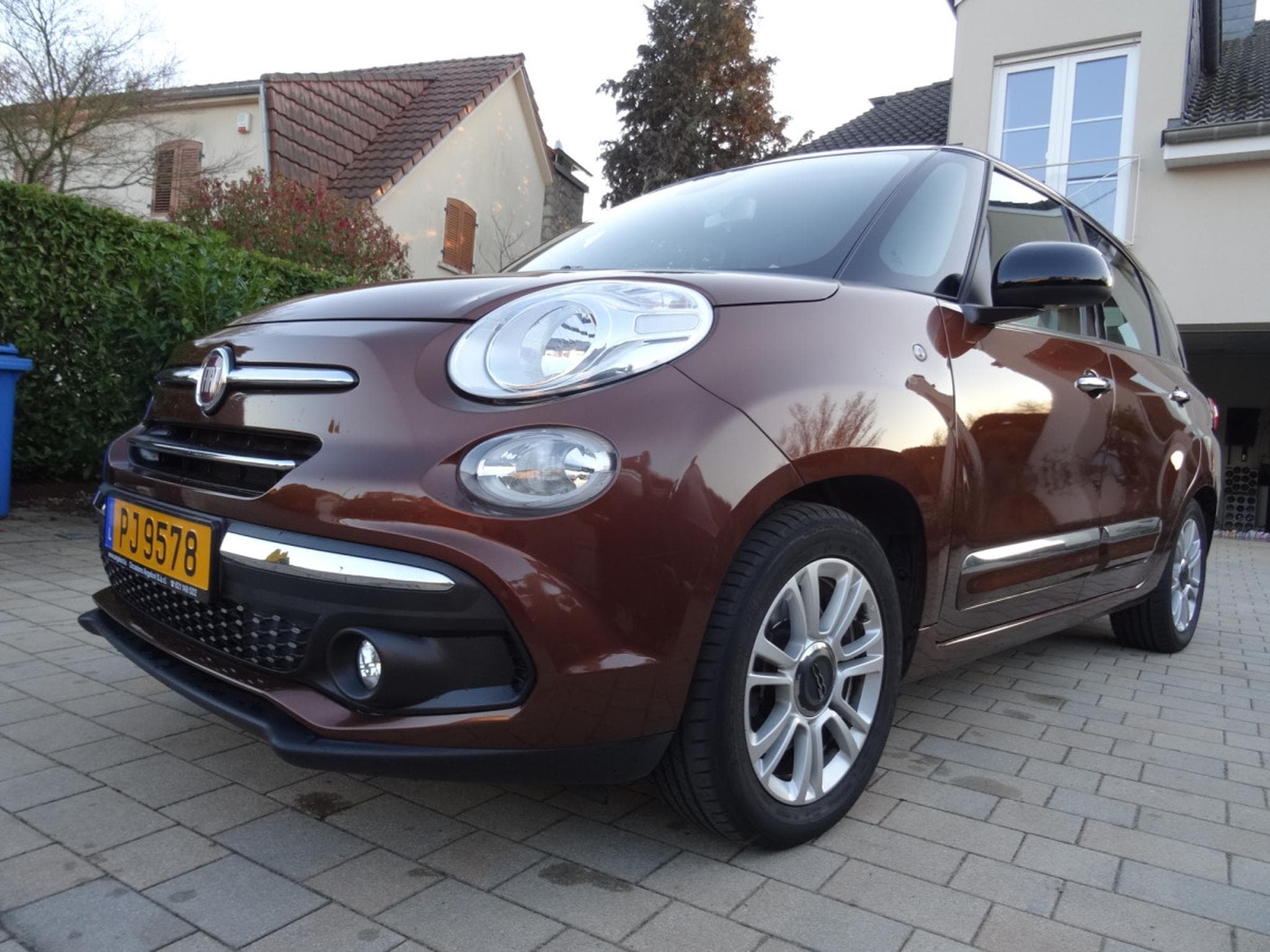 Fiat 500L Wagon 1.6 Multijet (Carolift pour siège roulant électrique) (2019) - Photo 3