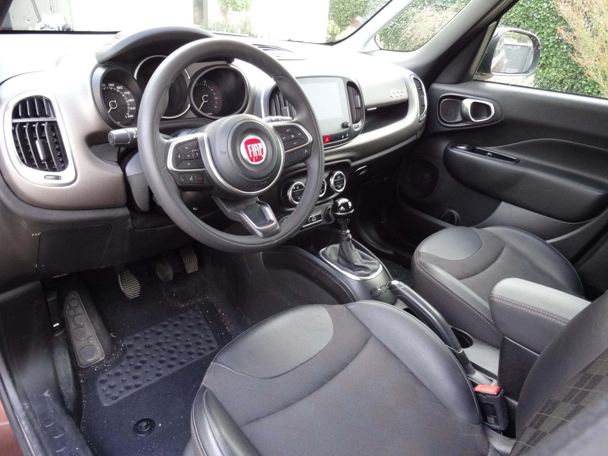 Fiat 500L Wagon 1.6 Multijet (Carolift pour siège roulant électrique) (2019) - Photo 7