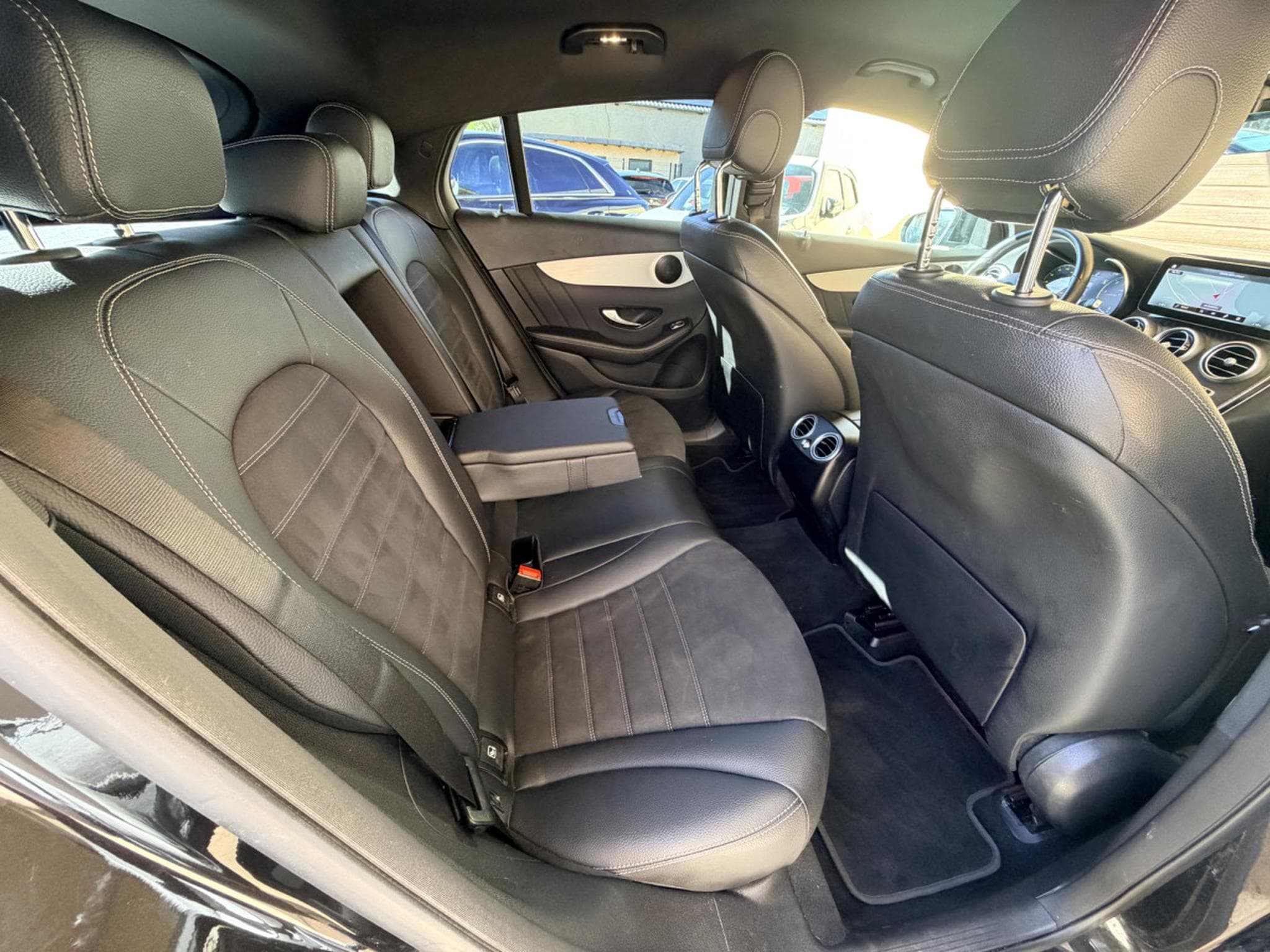 Mercedes GLC 200 4 MATIC Pack-Amg 163cv (2021) - Foto 11