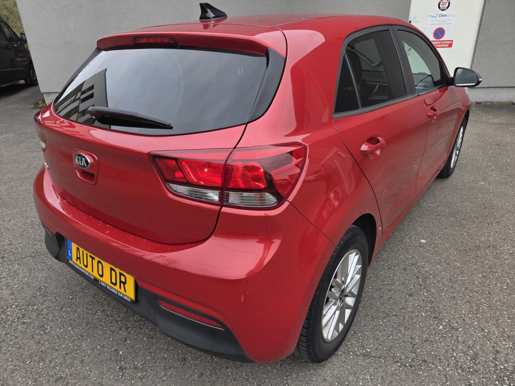 Kia Rio 1.2 84CV Garantie 12 Mois (2019) - Photo 8