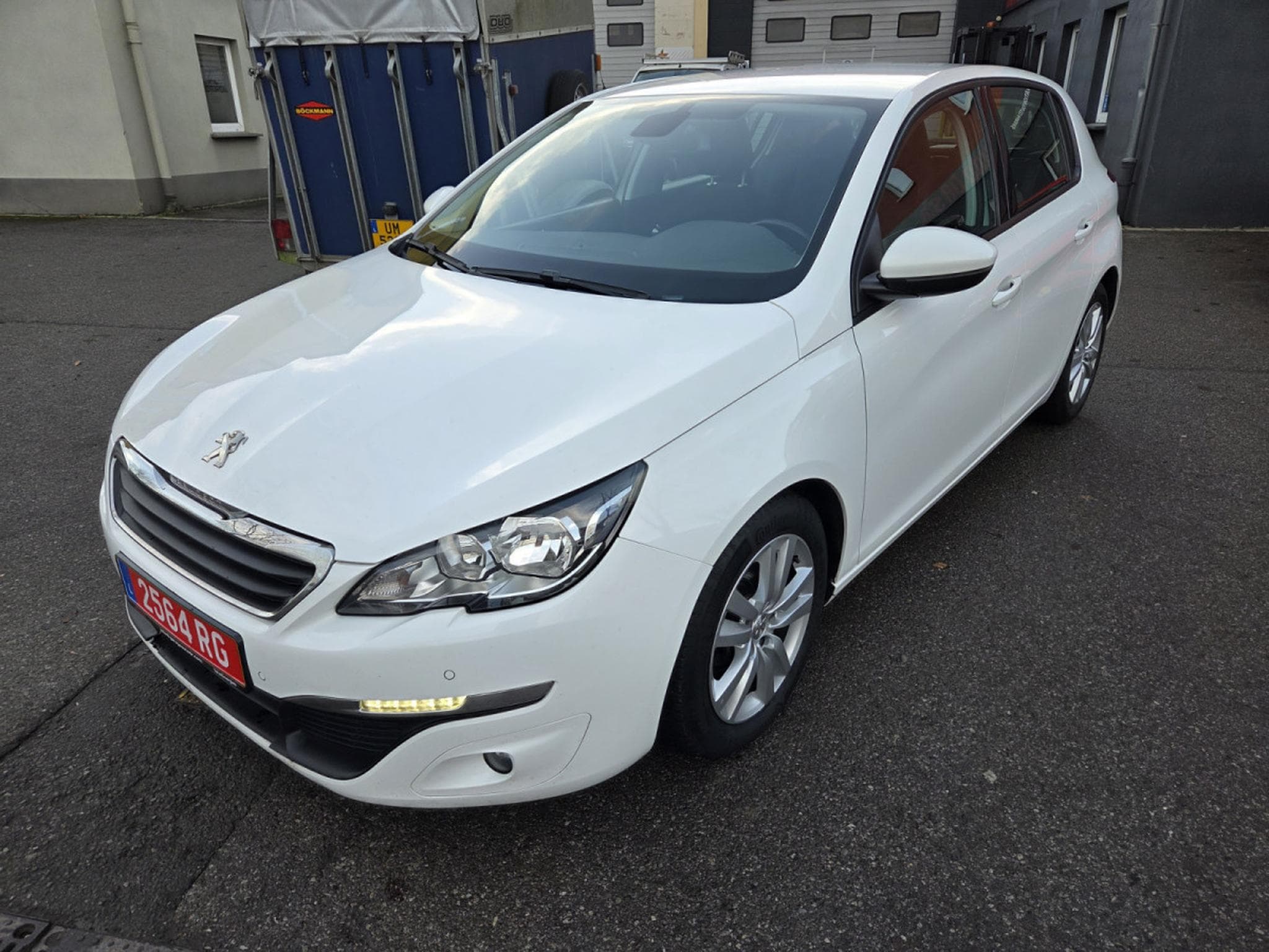Peugeot 308 1.6 Hdi 100 CV Garantie 12 Mois (2015) - Photo 1