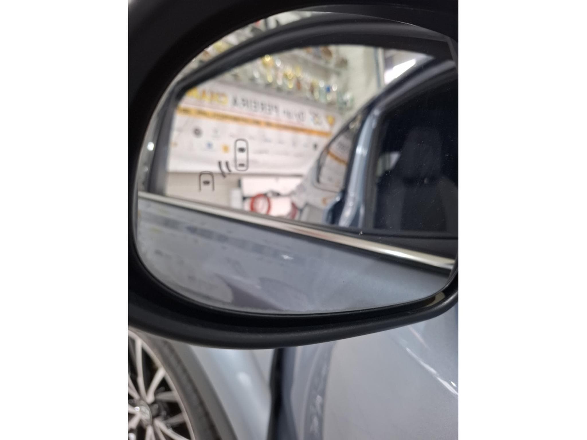 Toyota C-HR 1.8 Hybrid E-CVT 1 HAND, CAMERA, NAVI,CUIR, (2023) - Foto 13