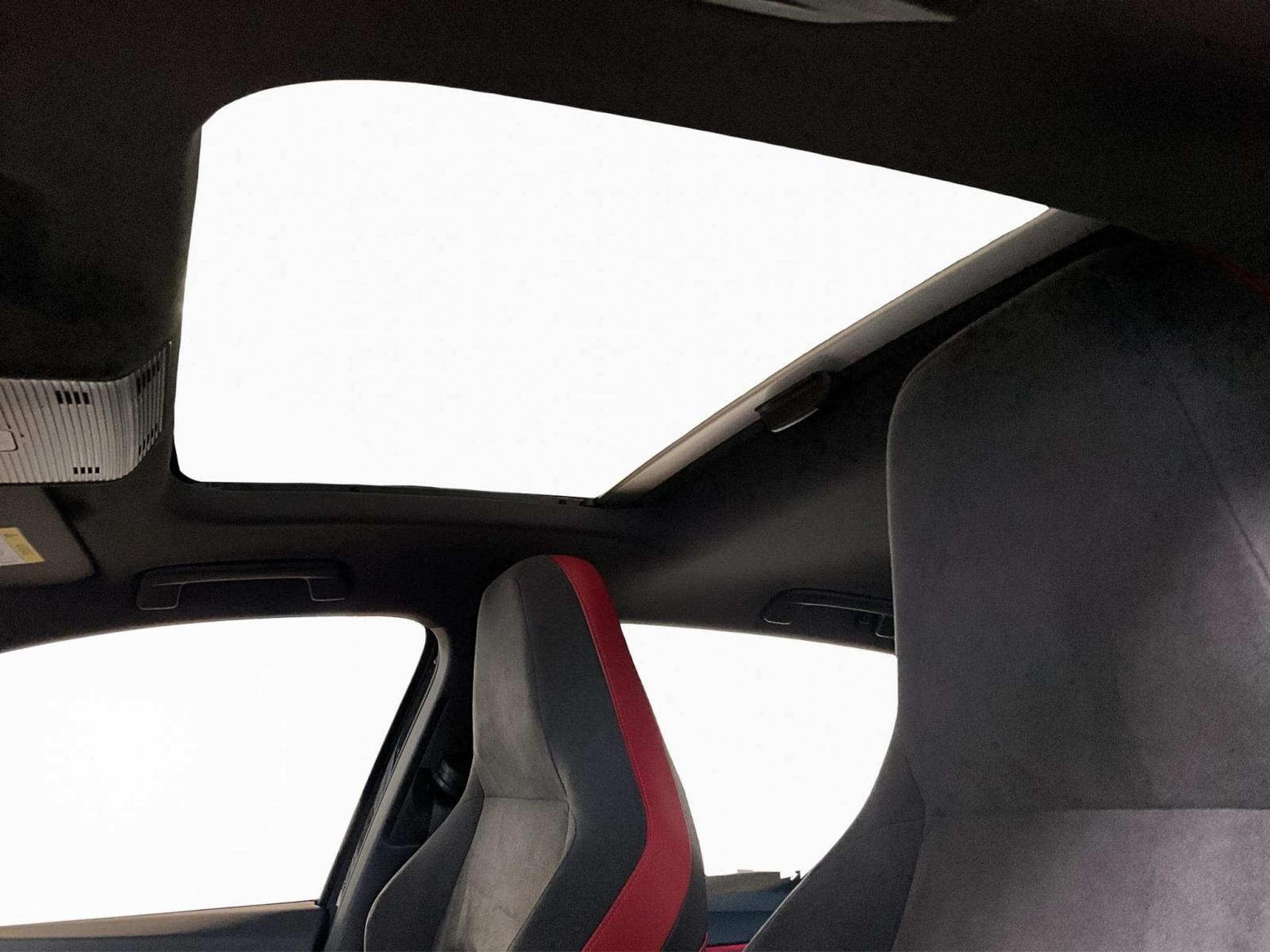 VW Golf GTI-Clubsport+DSG+Pano+Navi (2021) - Foto 15