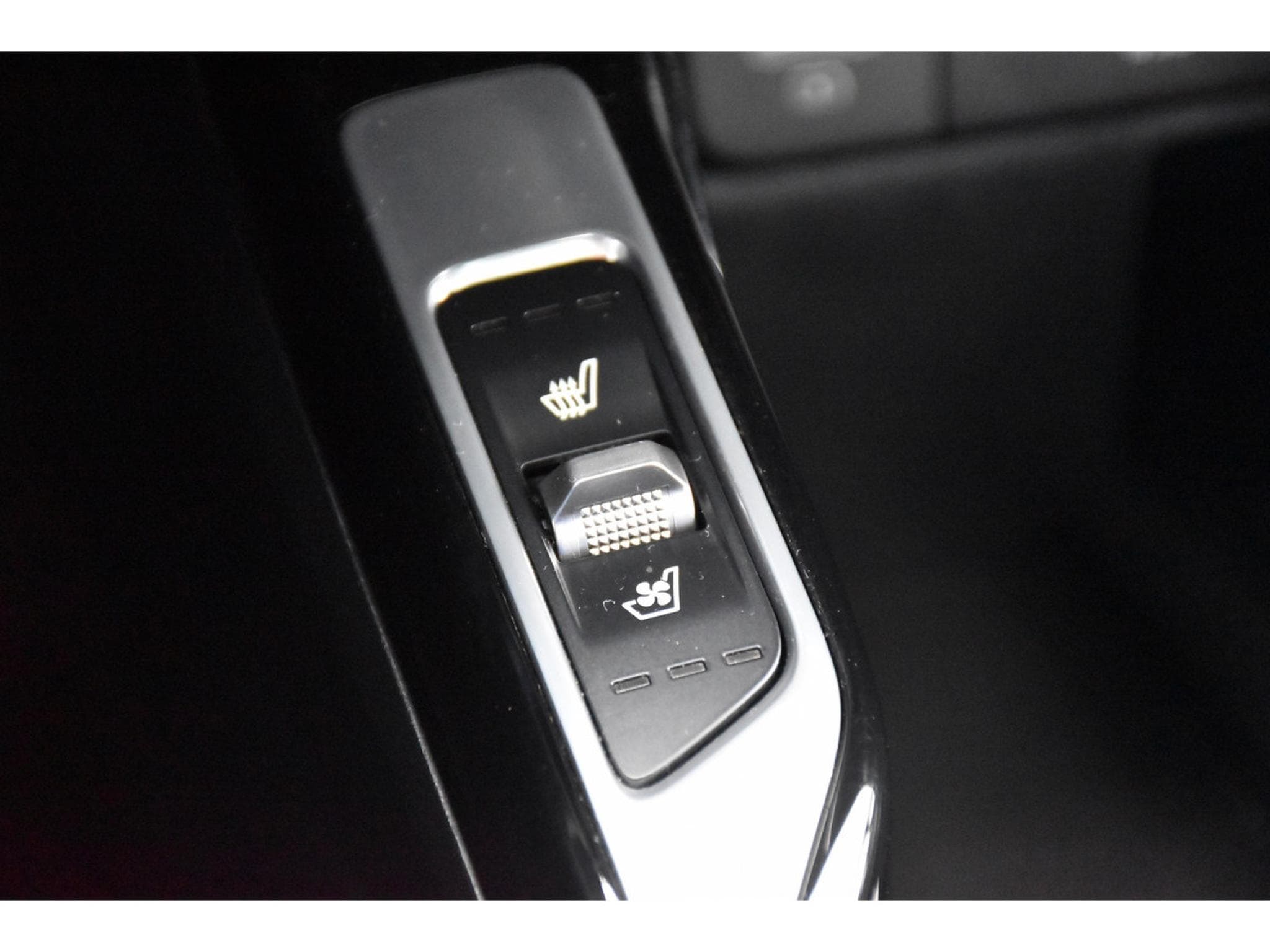 Kia Sorento 2.0 CRDI 4WD Pace 7 Pl. PANO CUIR MEMO BOSE HUD CAM360 (2022) - Photo 20