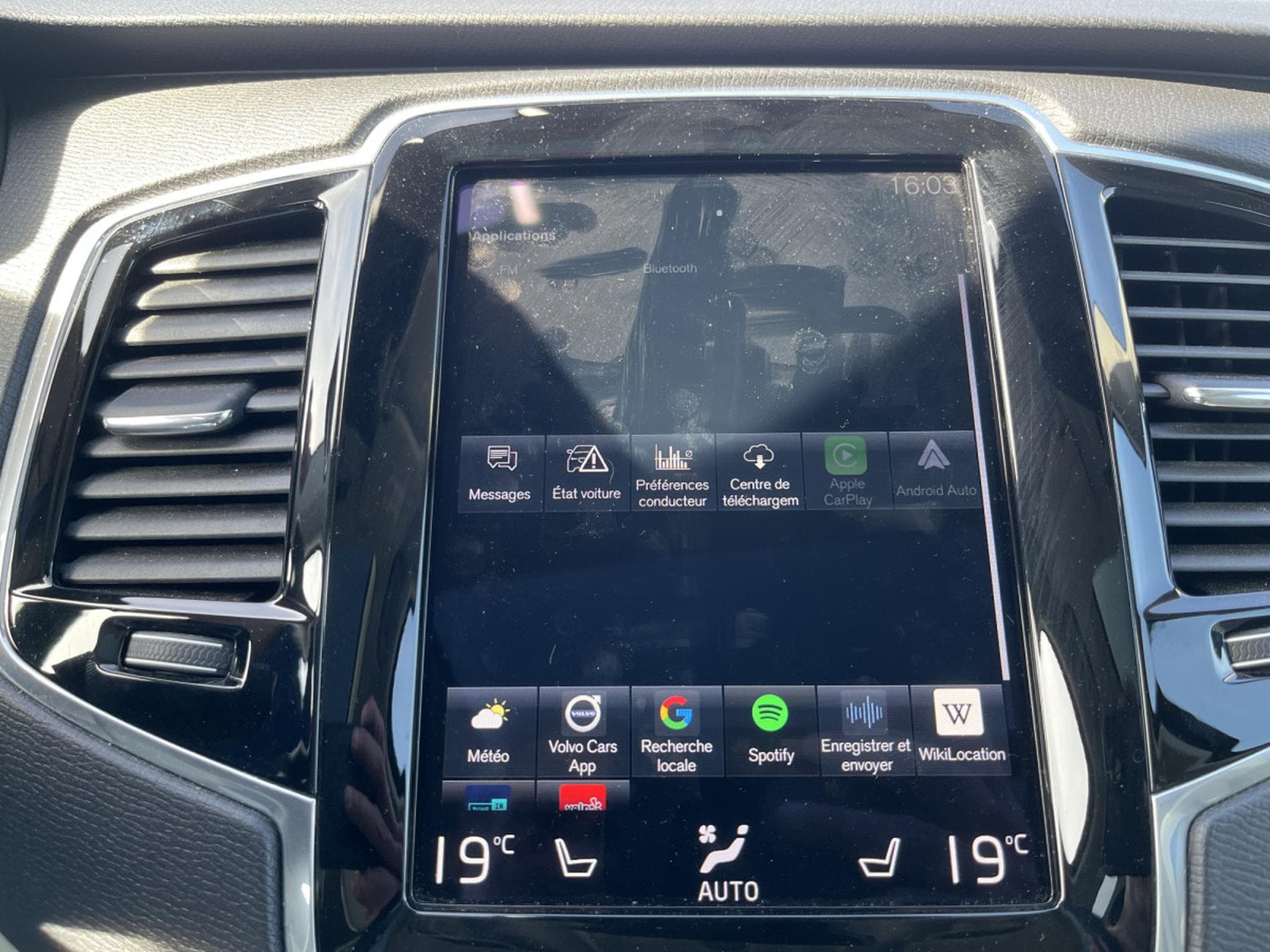 Volvo XC90 T8 AWD Recharge PHEV Momentum 7 Places Panorama (2021) - Photo 18