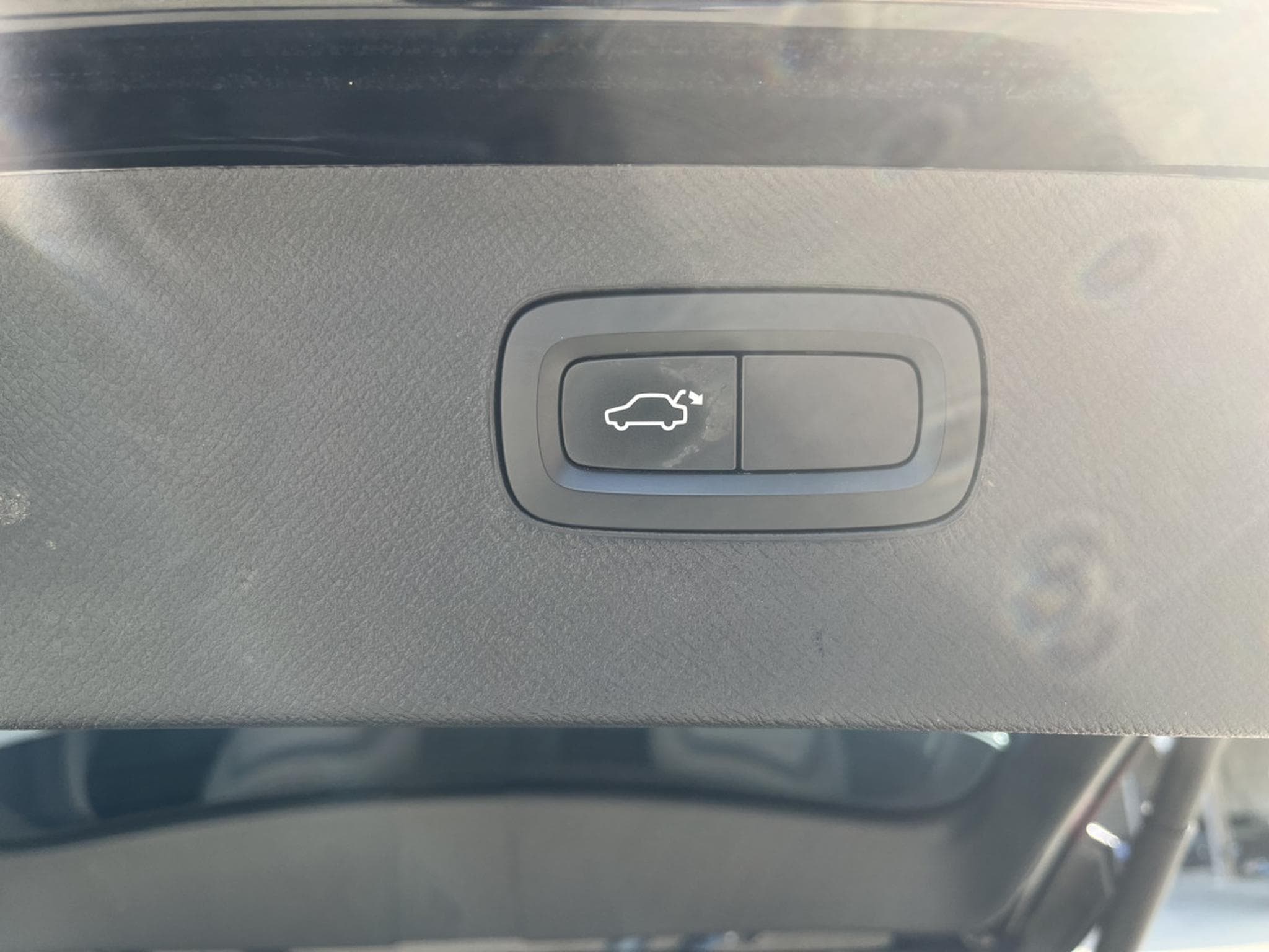 Volvo XC90 T8 AWD Recharge PHEV Momentum 7 Places Panorama (2021) - Photo 20