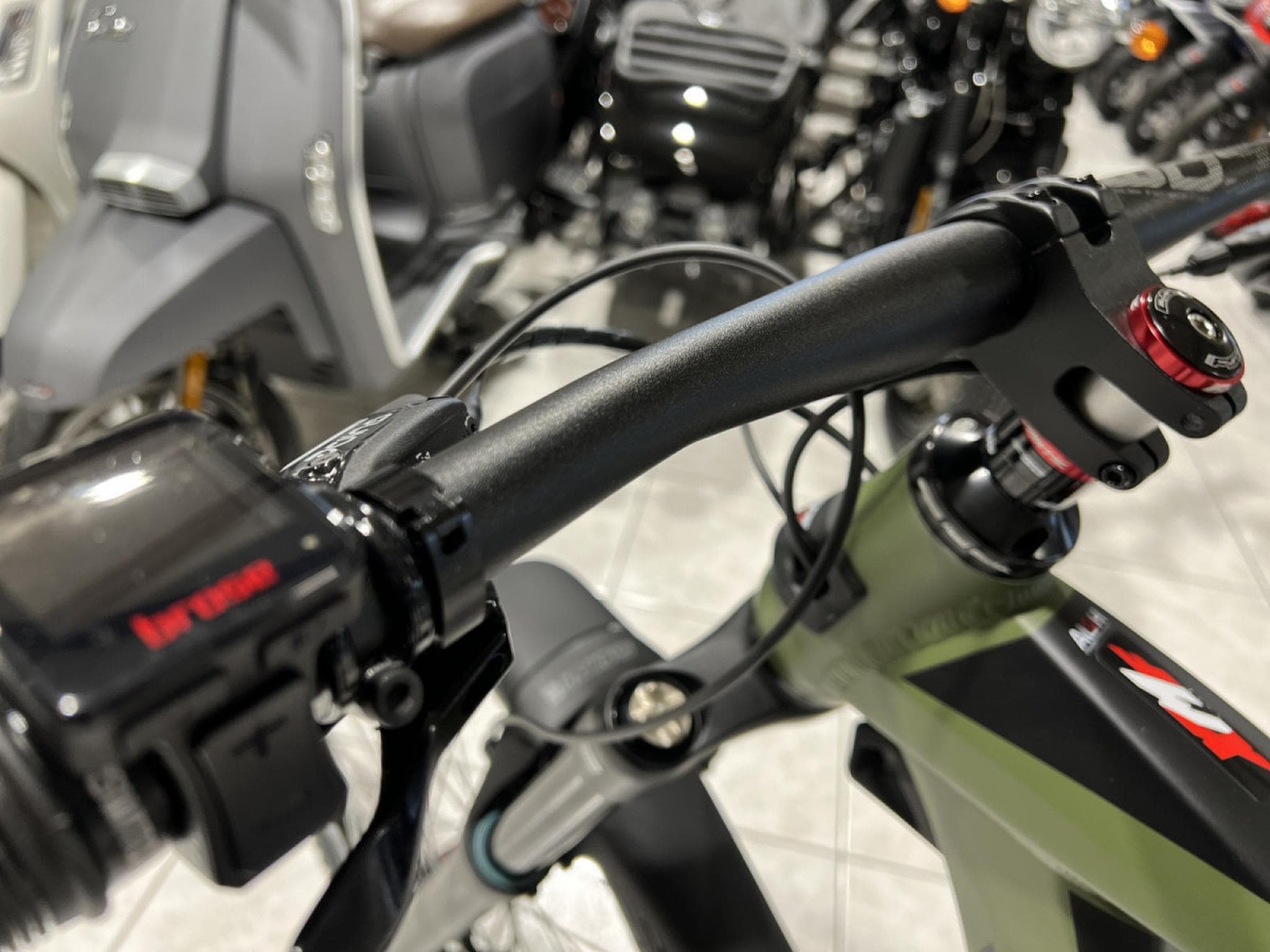 Fantic XMF 1.7 720Wh,M  29''-27,5'', freins 4 pistons, 90 Nm (2026) - Foto 8