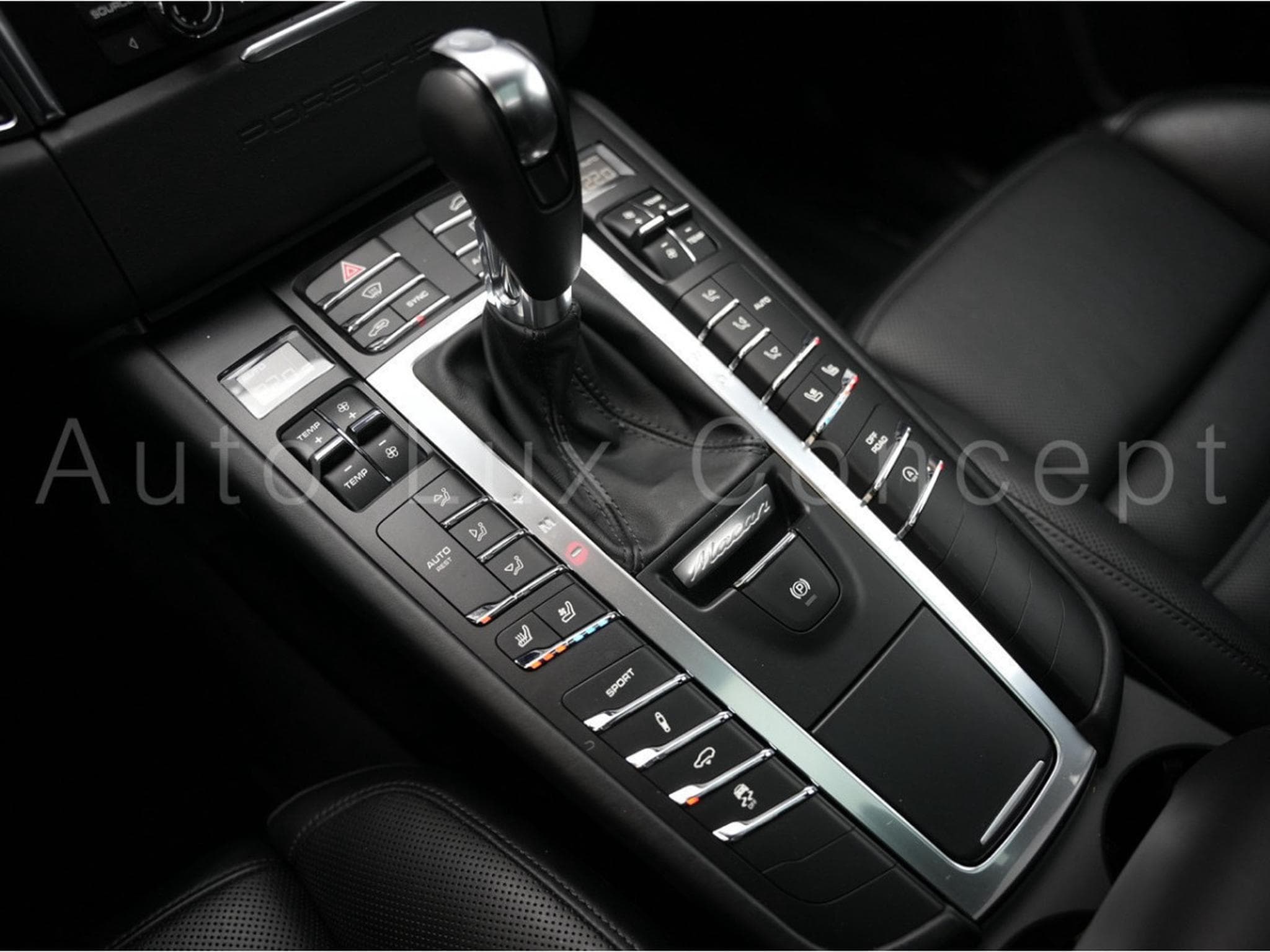 Porsche Macan Turbo (2015) - Foto 17