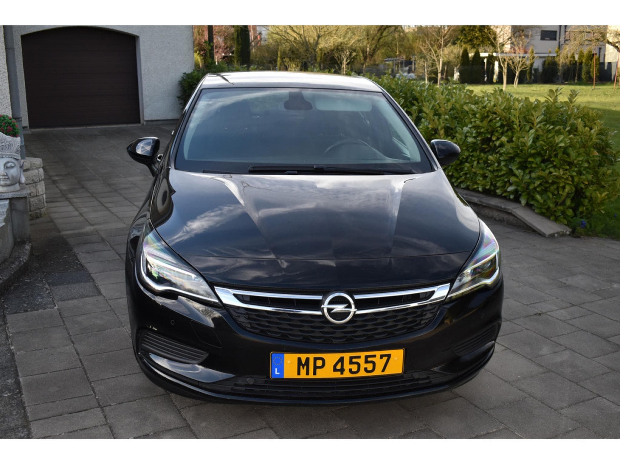 Opel Astra 1,6 CDTi 110 Ecotec Edition Business (2018) - Photo 2
