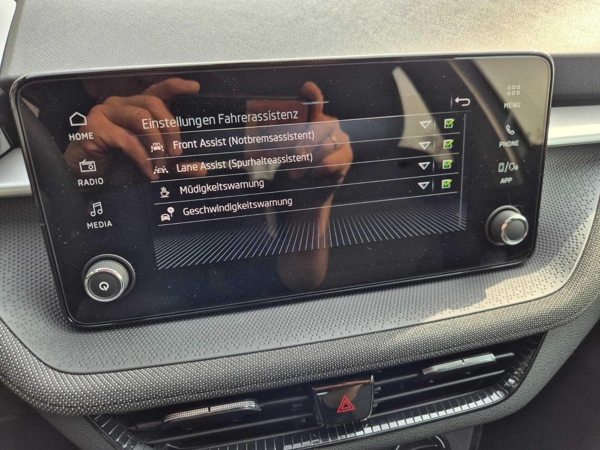 Skoda Fabia 1.0 TSI 95PS (2026) - Photo 19