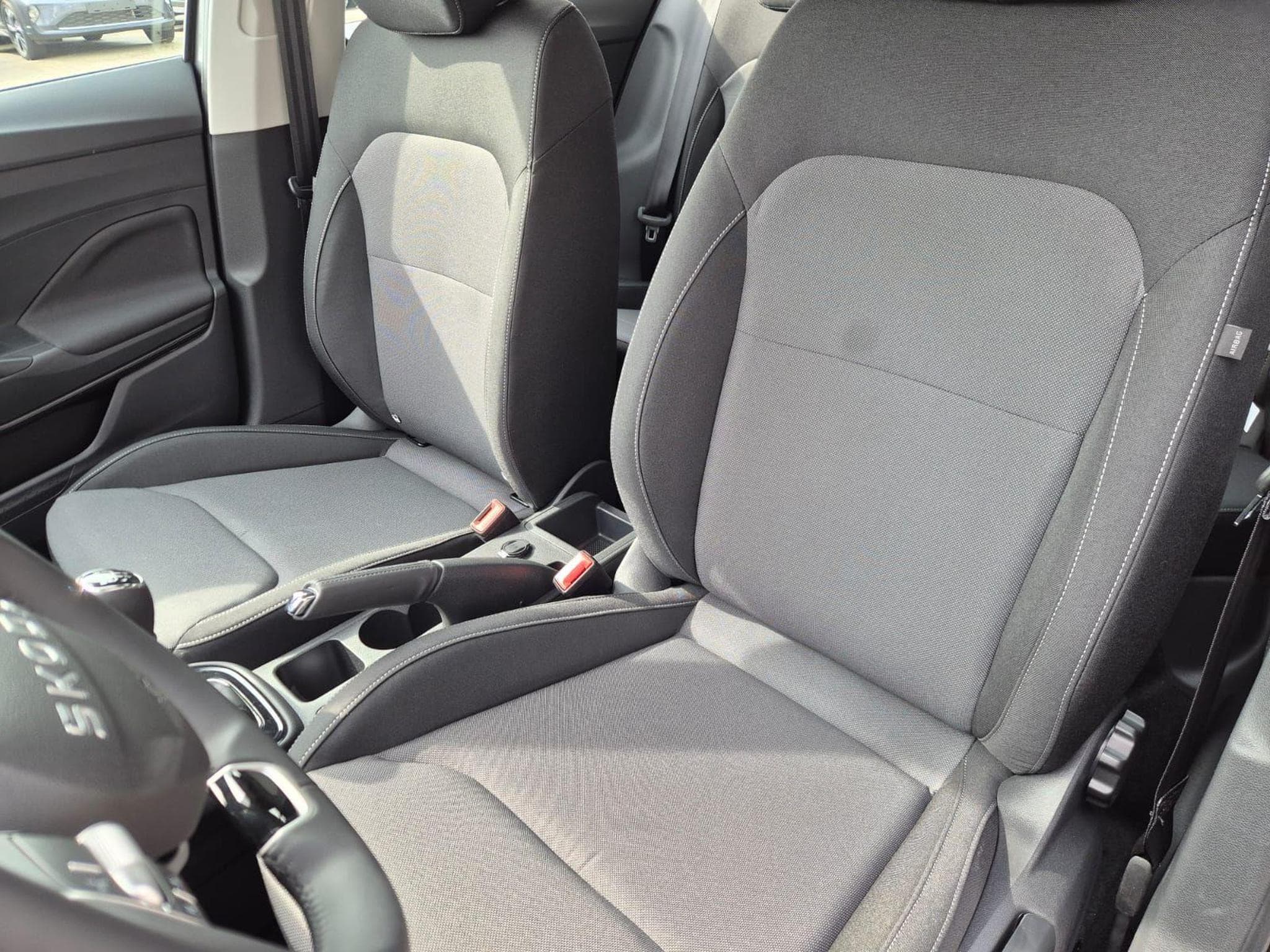 Skoda Fabia 1.0 TSI 95PS (2026) - Photo 11