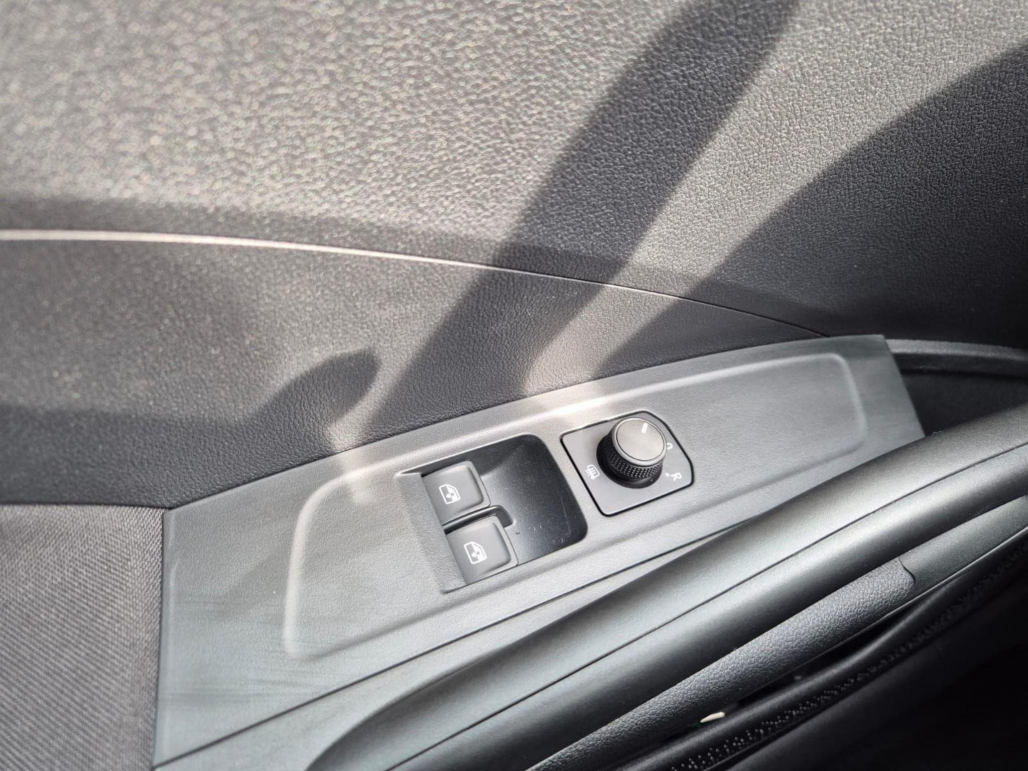 Skoda Fabia 1.0 TSI 95PS (2026) - Photo 13