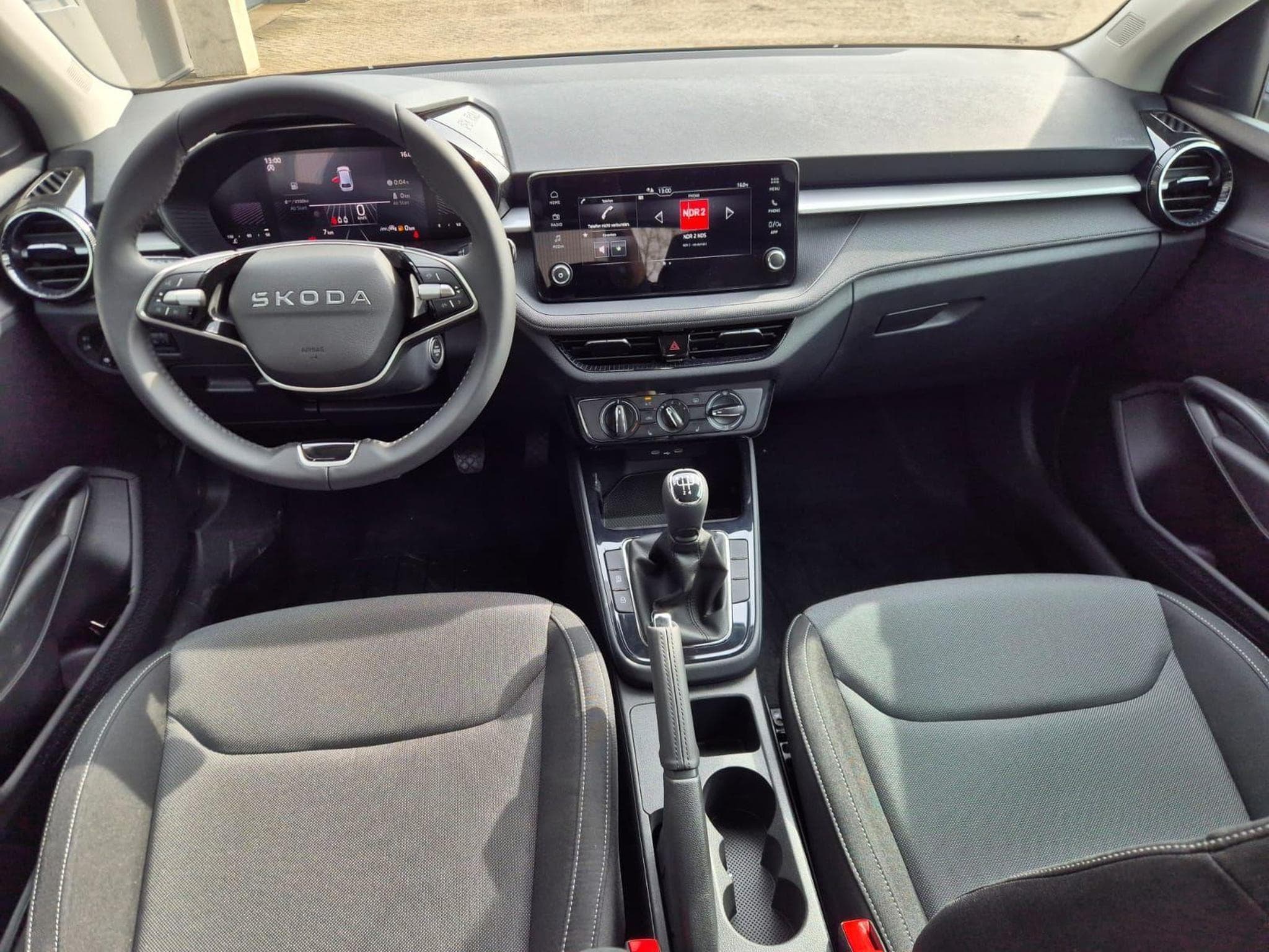 Skoda Fabia 1.0 TSI 95PS (2026) - Photo 10