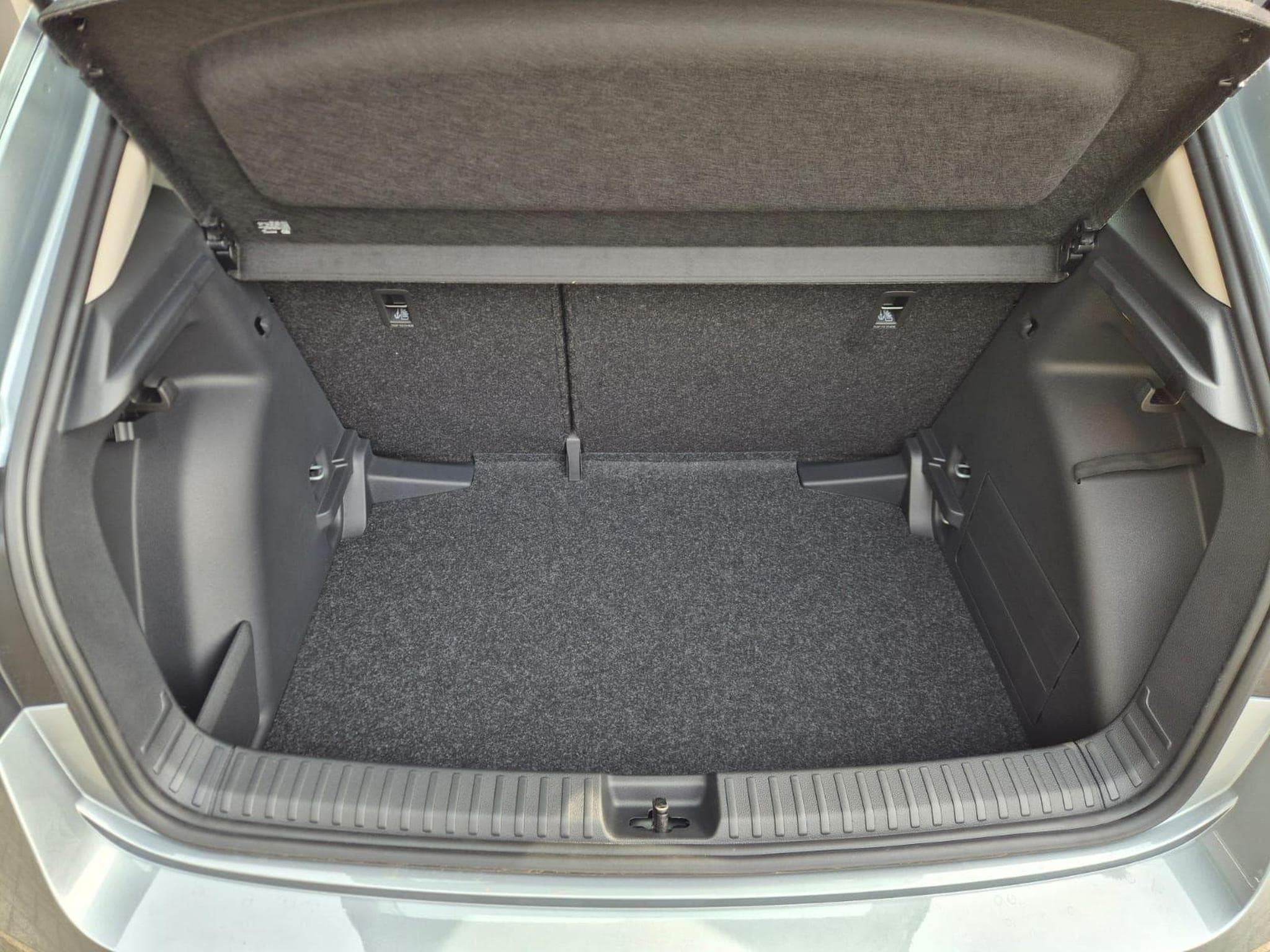 Skoda Fabia 1.0 TSI 95PS (2026) - Photo 9