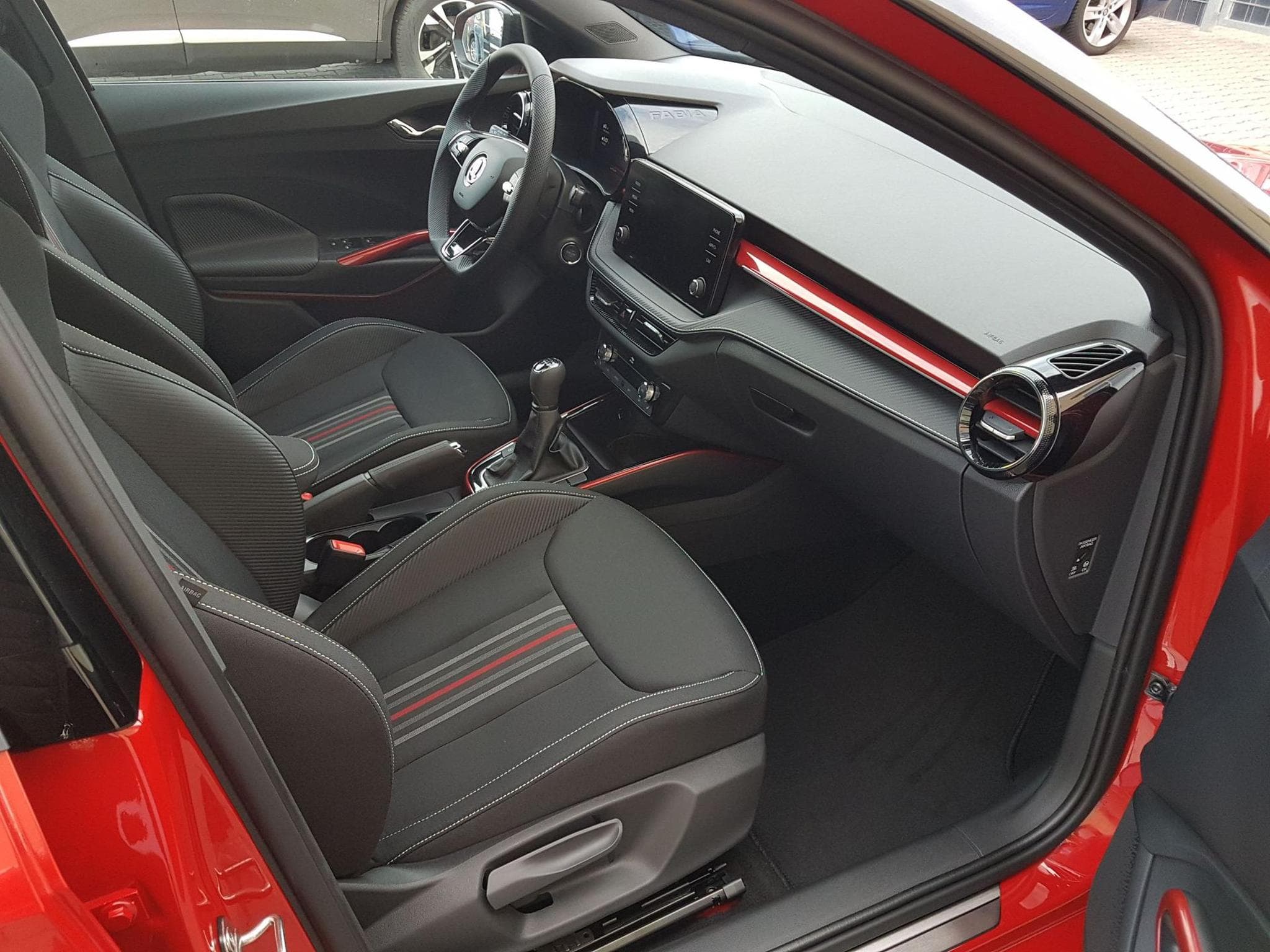 Skoda Fabia Monte Carlo (2026) - Photo 22