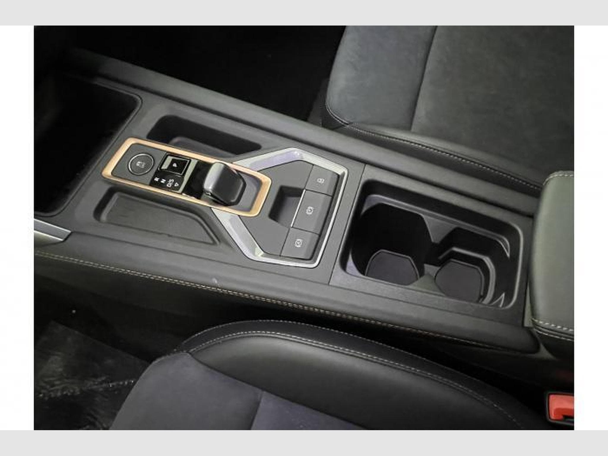 Cupra Formentor VZ (2025) - Photo 17