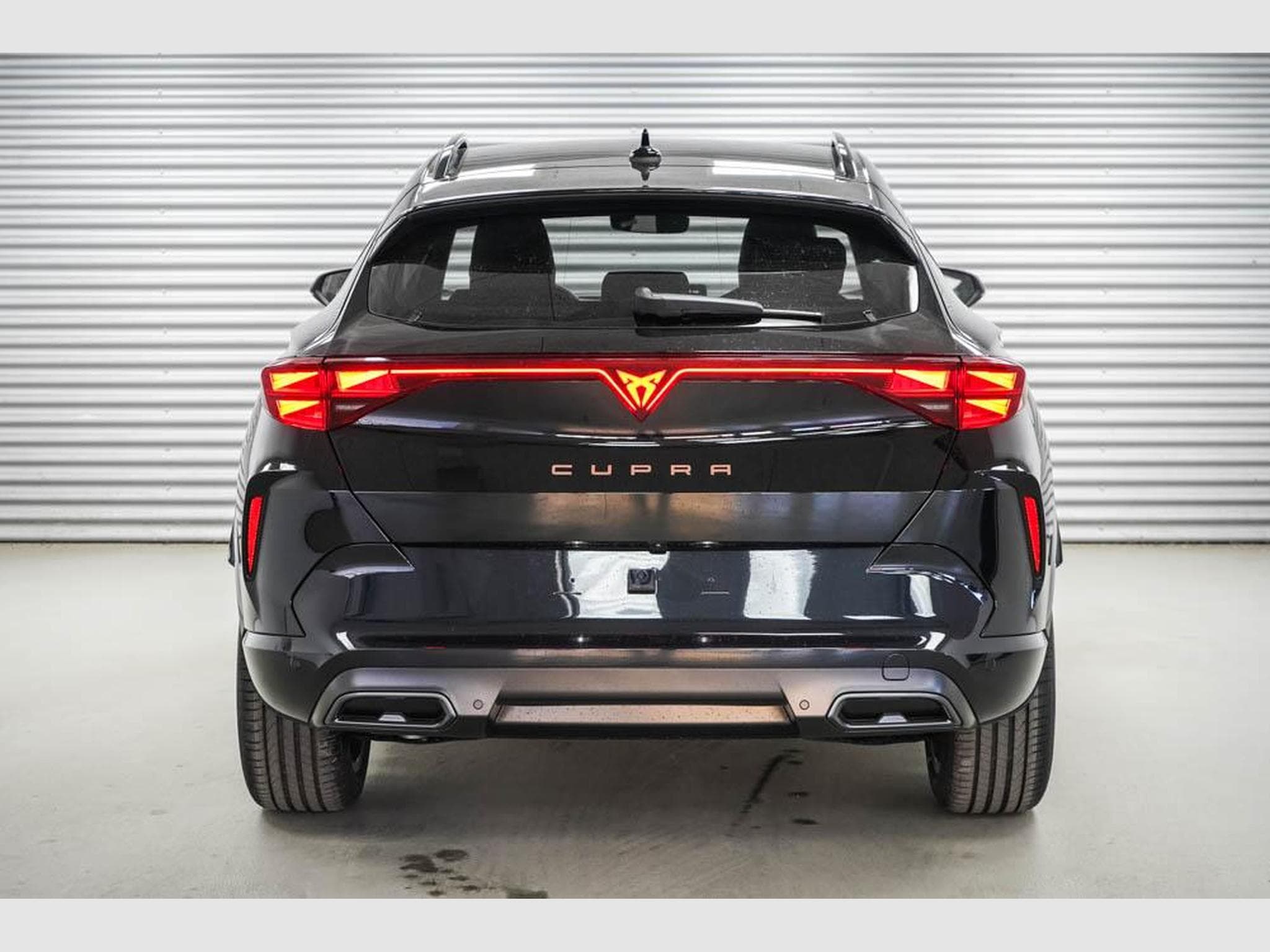 Cupra Formentor 1,5 eTSI DSG (2026) - Photo 4