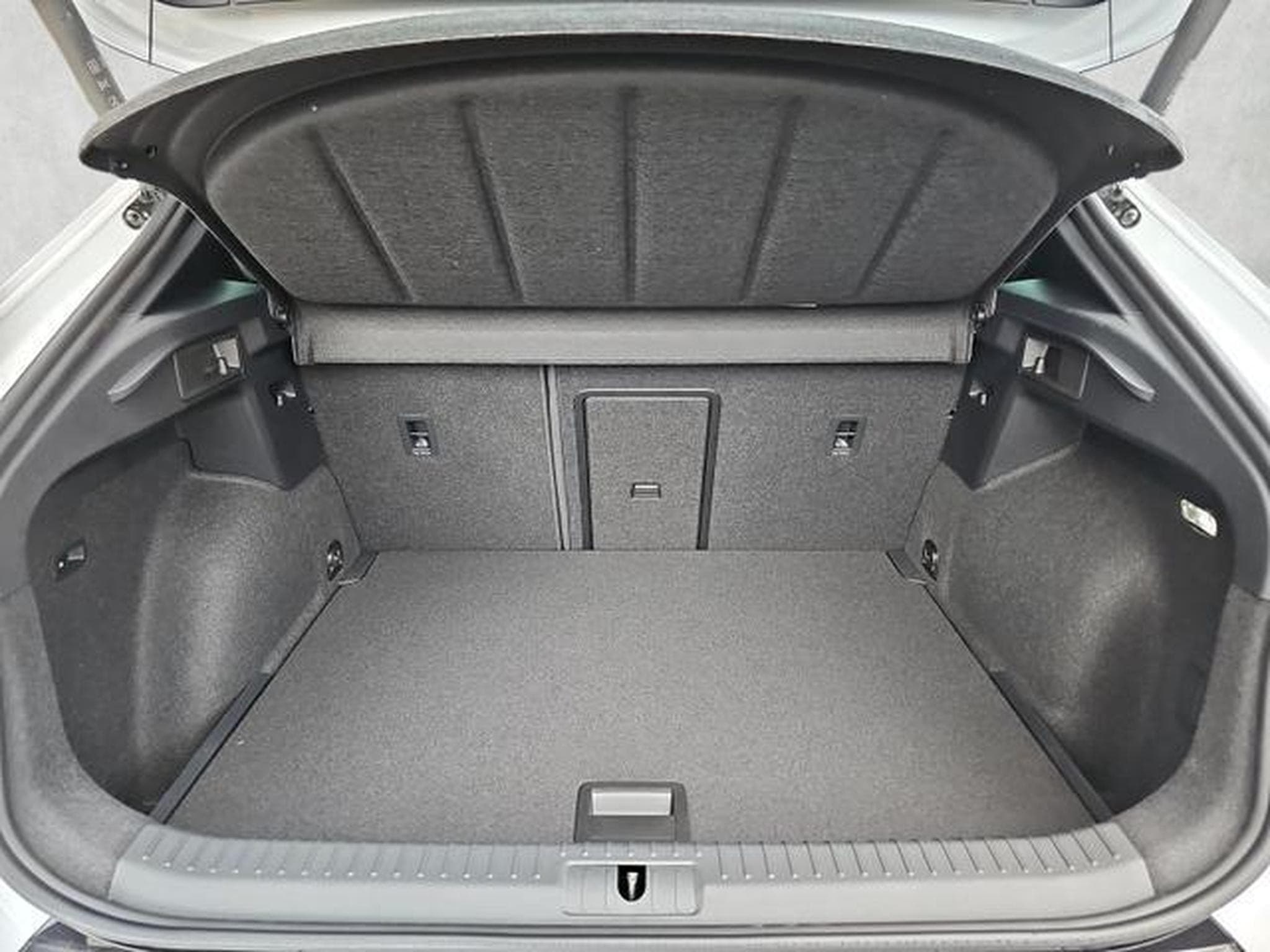 Cupra Formentor VZ 2.0 TSI 245 kW 4Drive (2025) - Photo 6