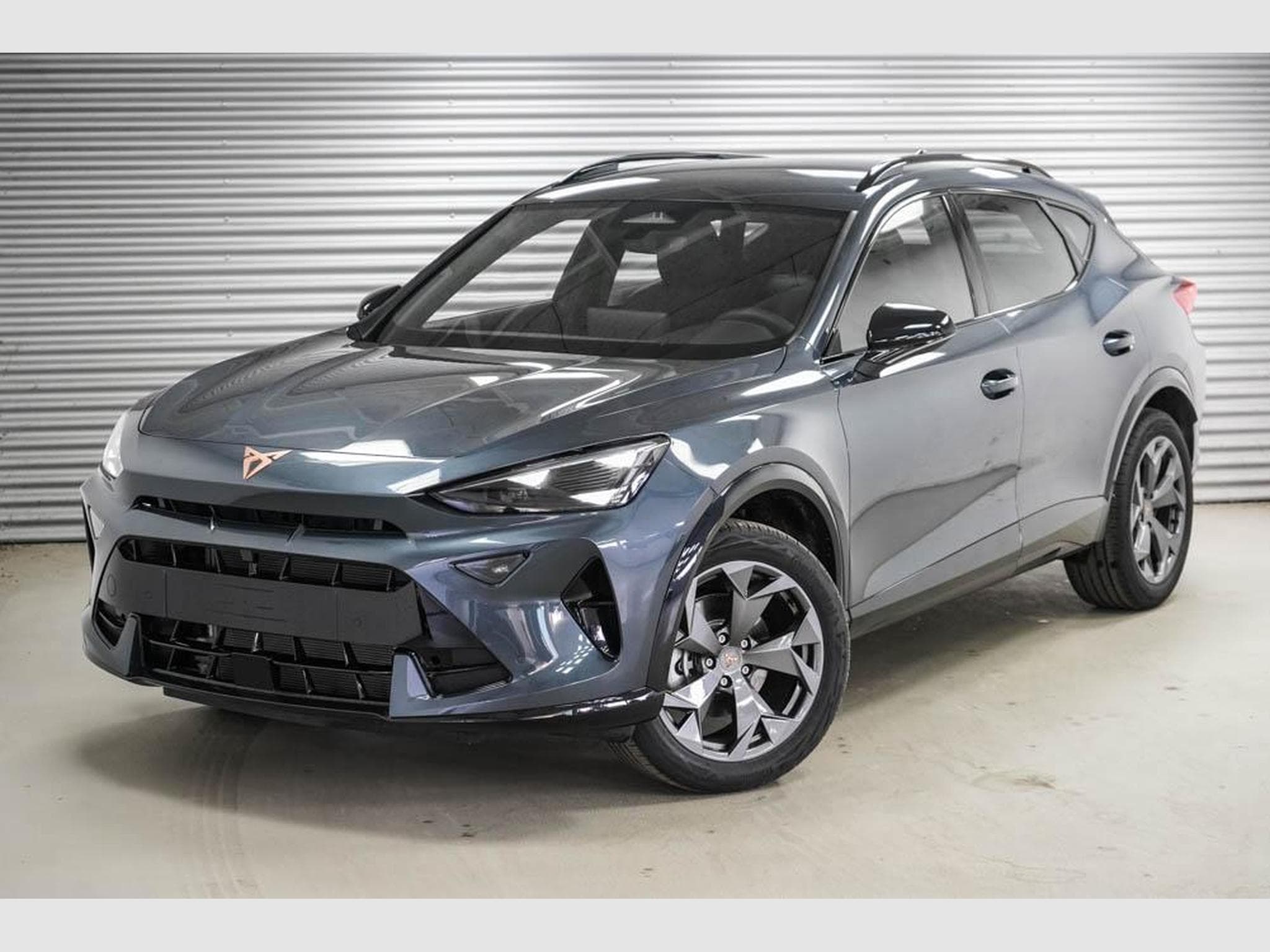 Cupra Formentor 1,5 eTSI DSG (2026) - Photo 1