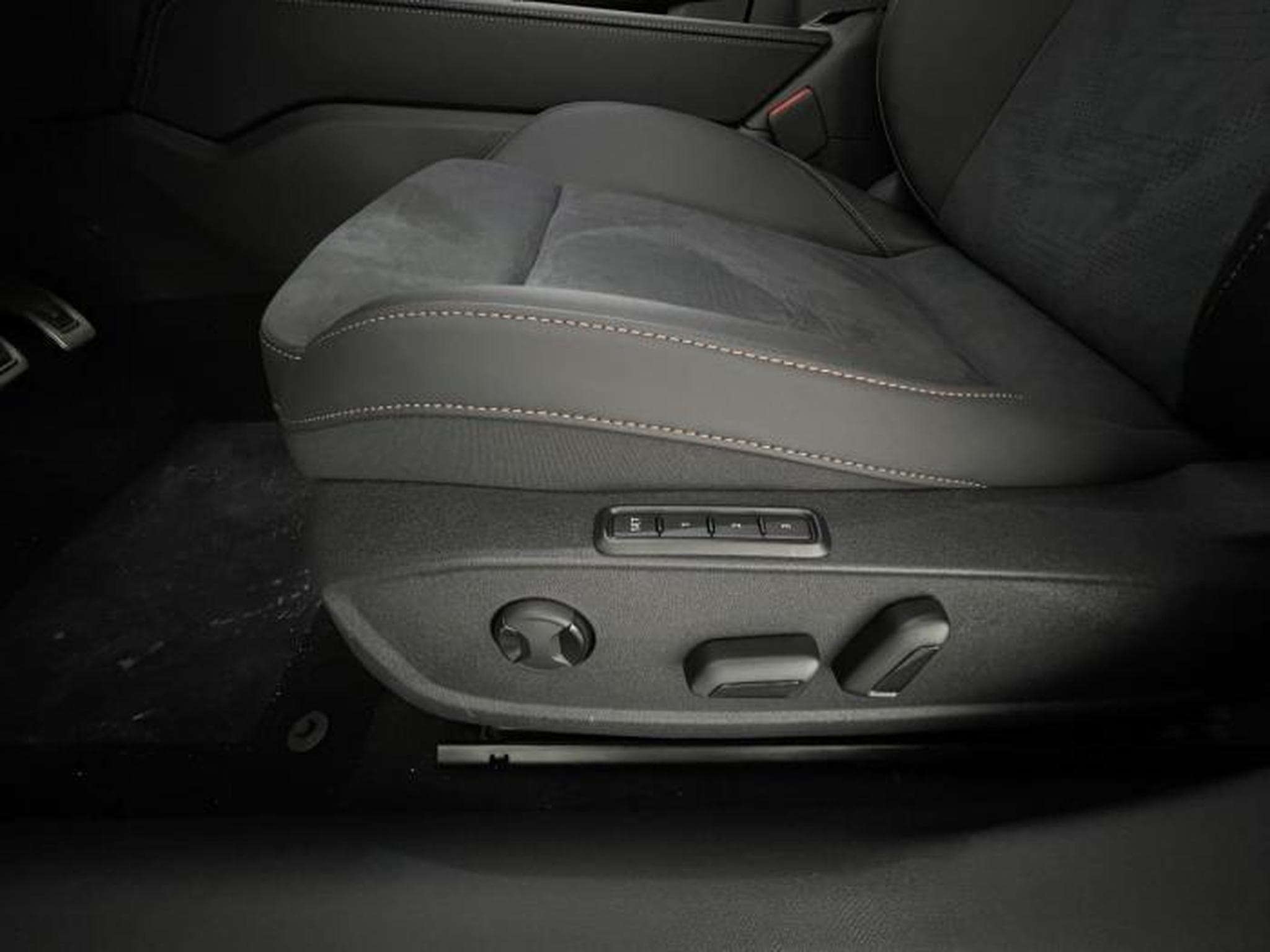 Cupra Formentor VZ (2025) - Photo 25