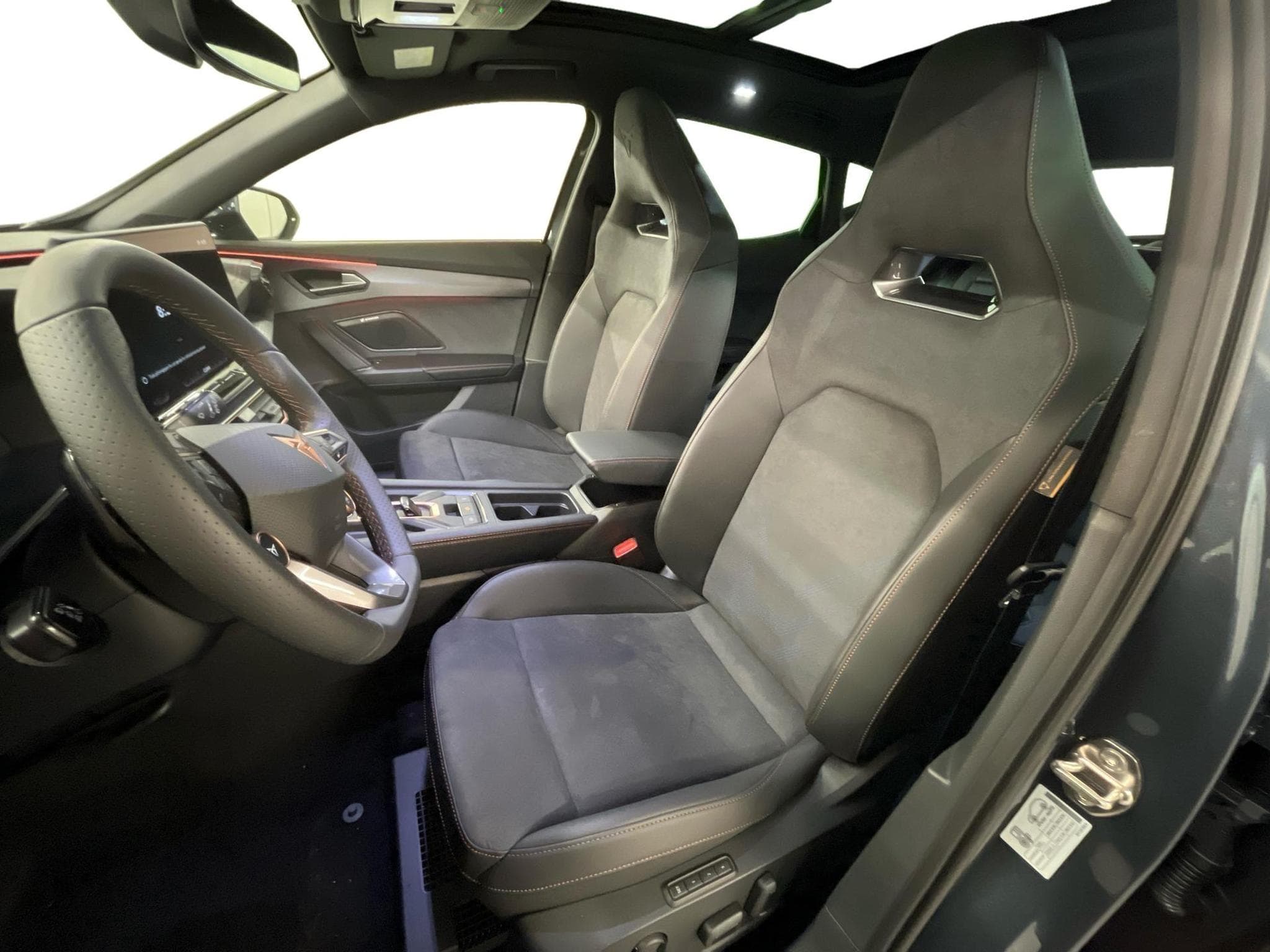 Cupra Formentor VZ (2025) - Photo 19