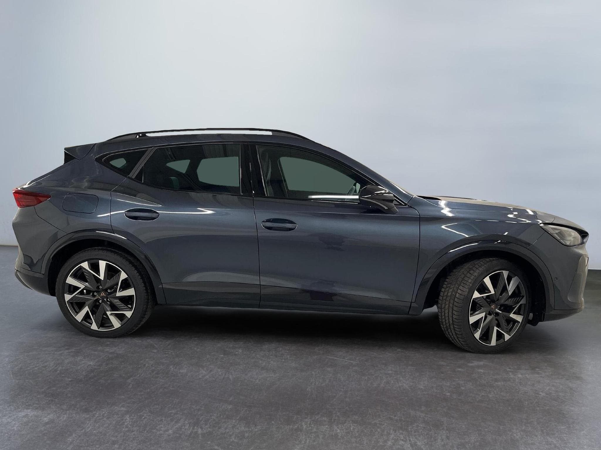 Cupra Formentor VZ (2025) - Photo 2