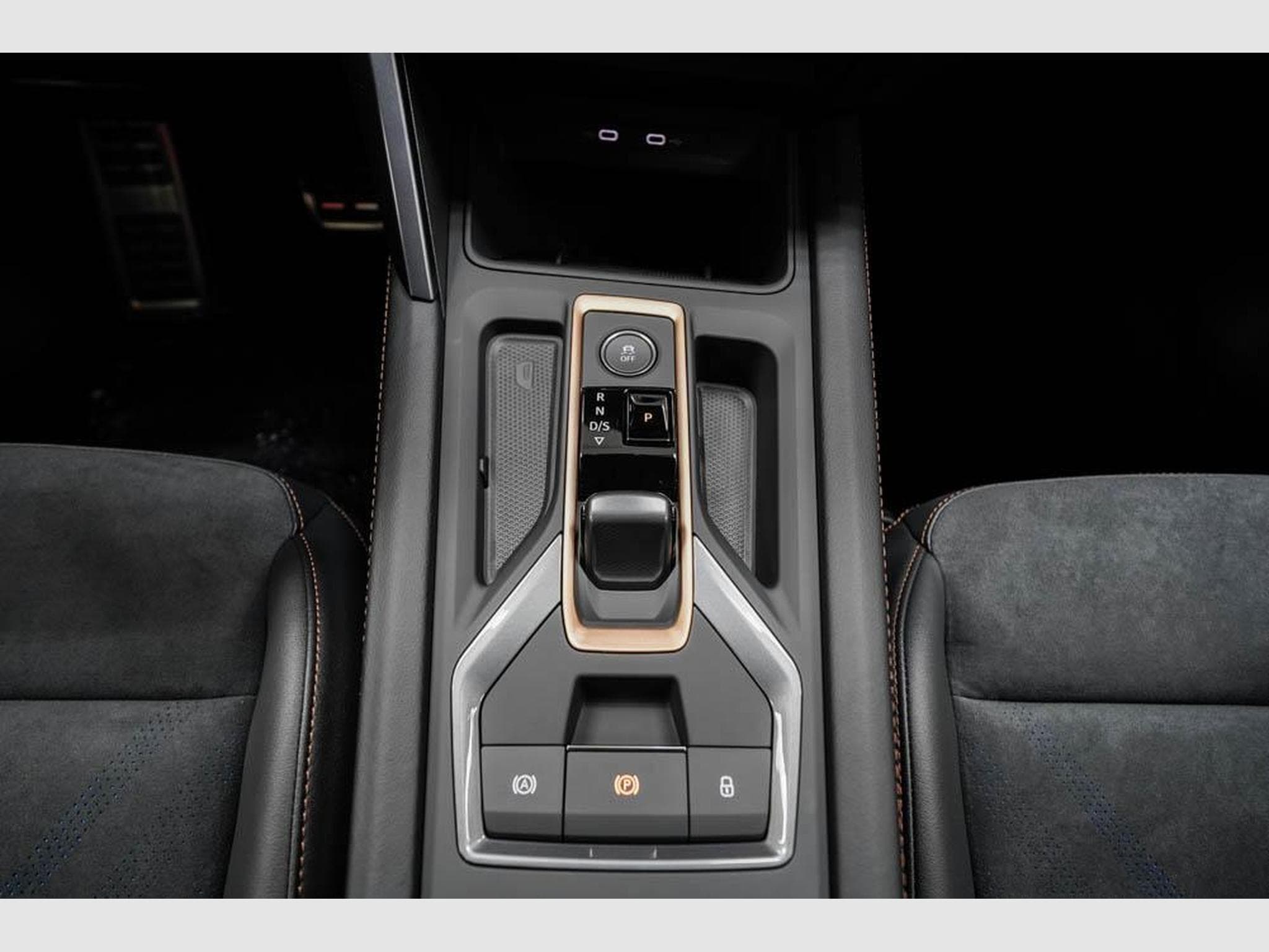 Cupra Formentor 2,0 TSI DSG (2025) - Photo 12