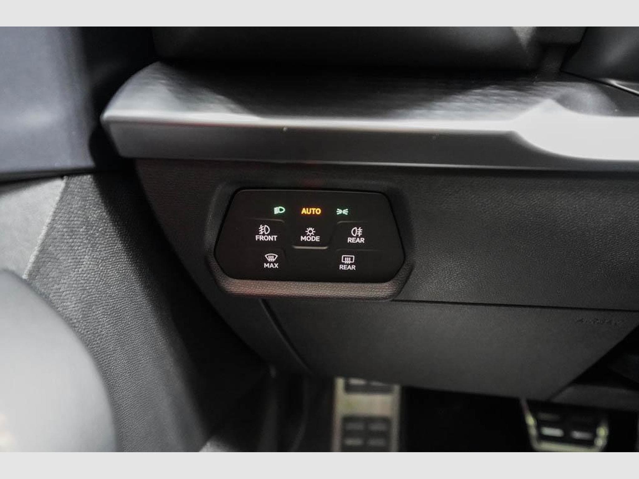 Cupra Formentor 2,0 TSI DSG (2025) - Photo 11