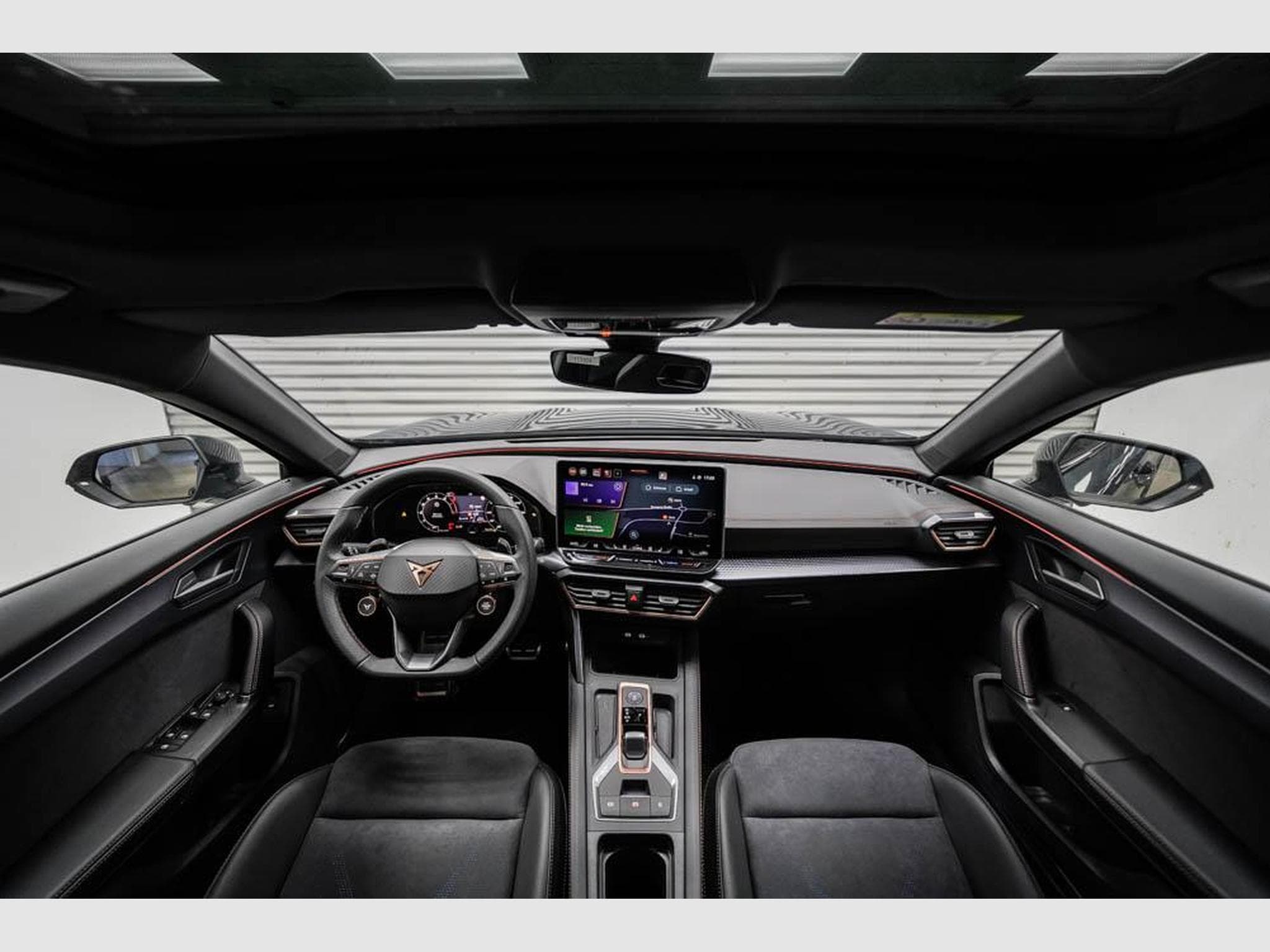 Cupra Formentor 2,0 TSI DSG (2025) - Photo 5